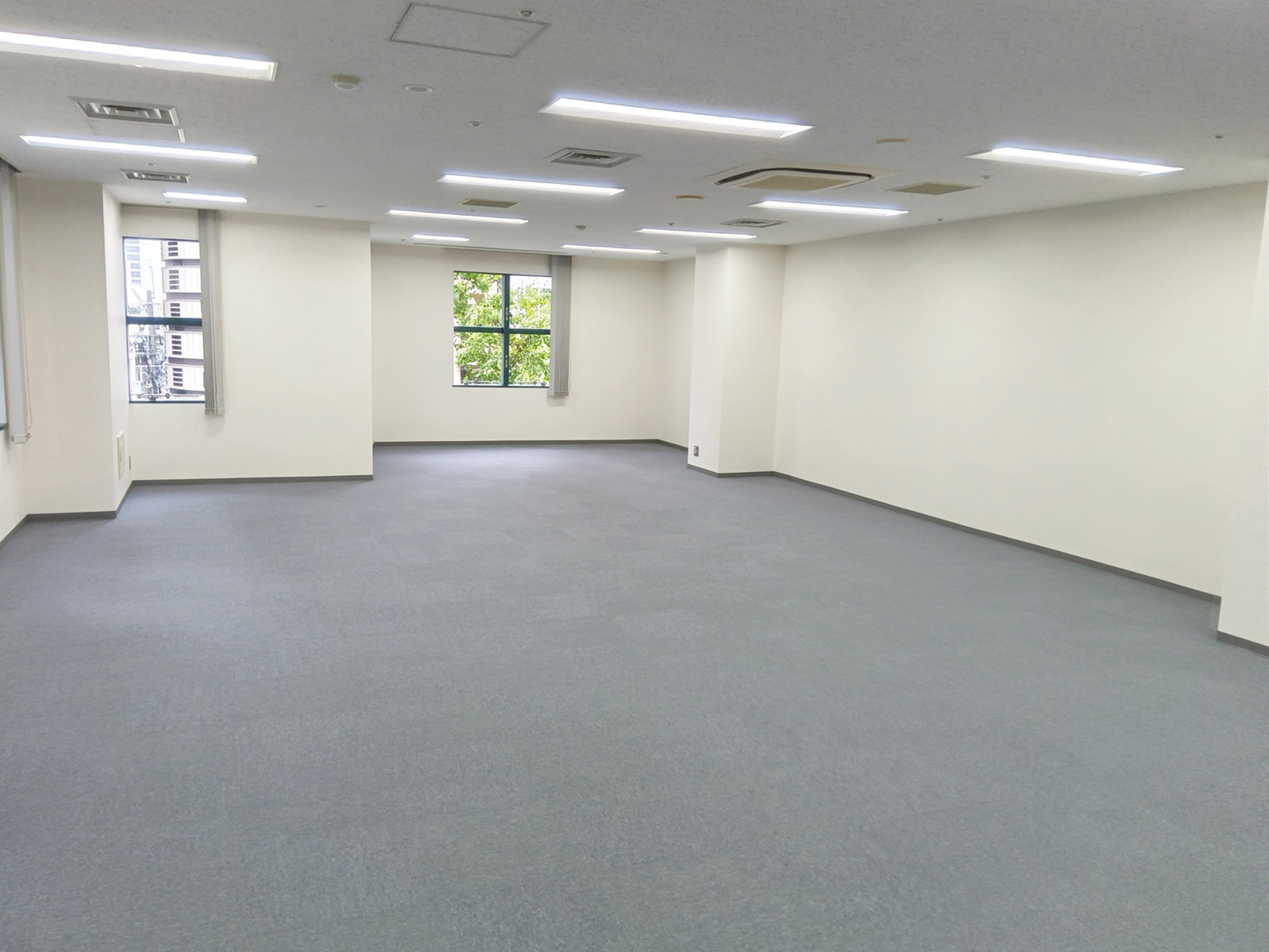 明るい室内