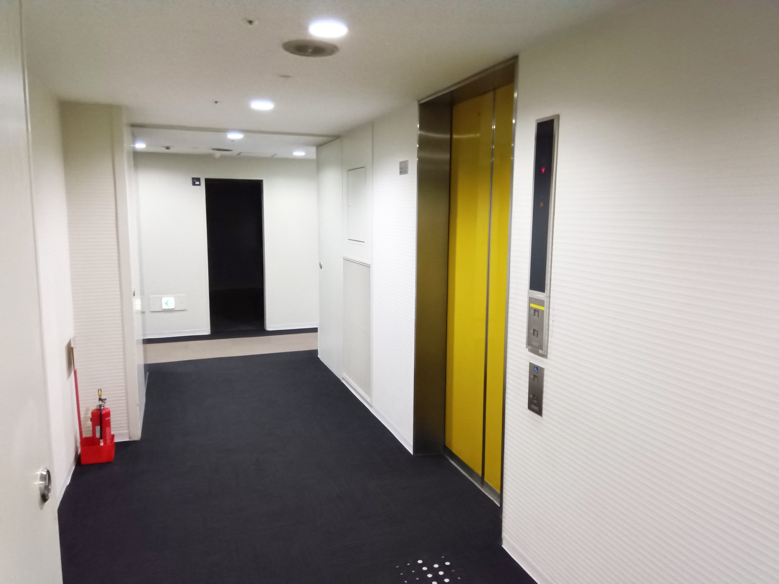 エレベーター