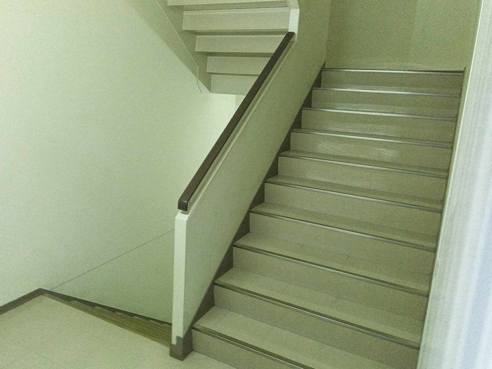 内階段