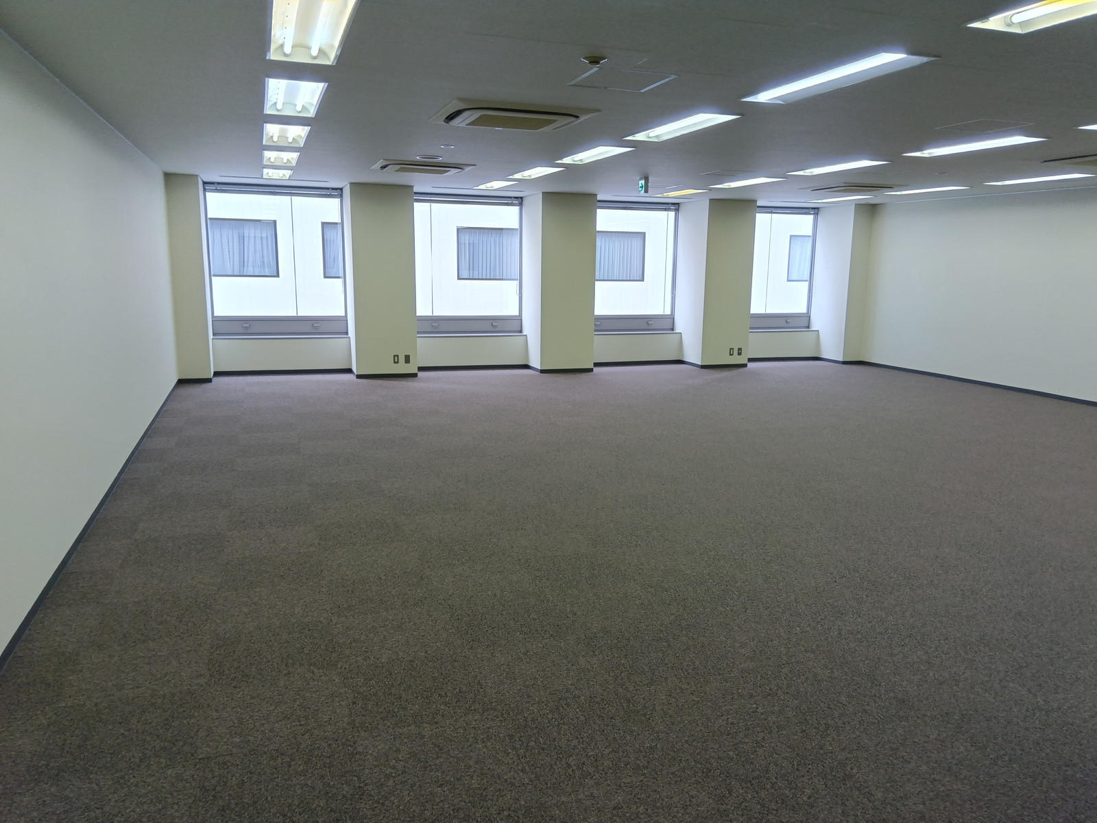 オフィス室内参考画像(8階・約約45坪)