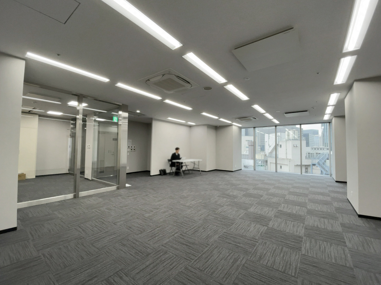 オフィス室内参考画像（9階）