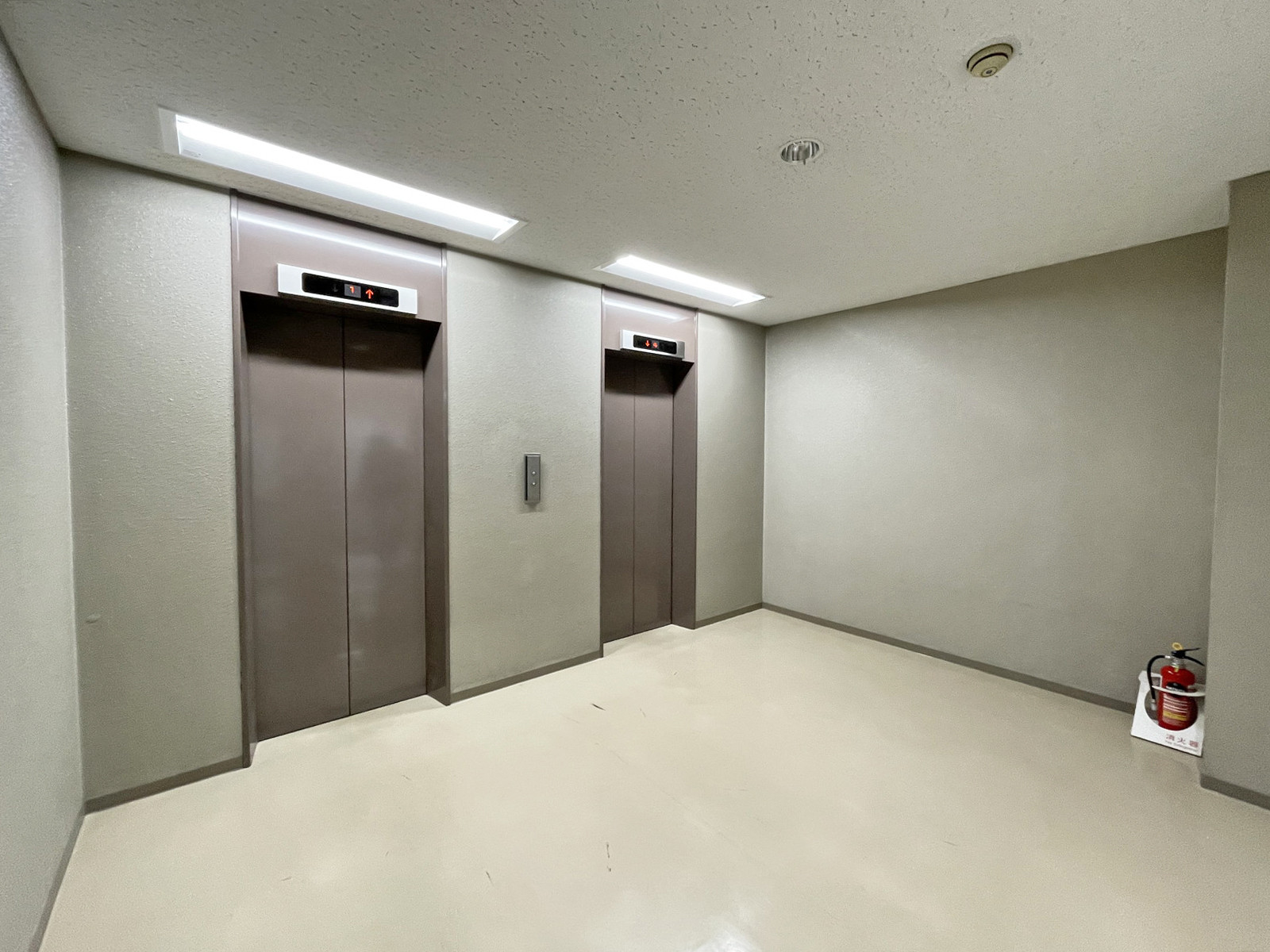 エレベーターホール