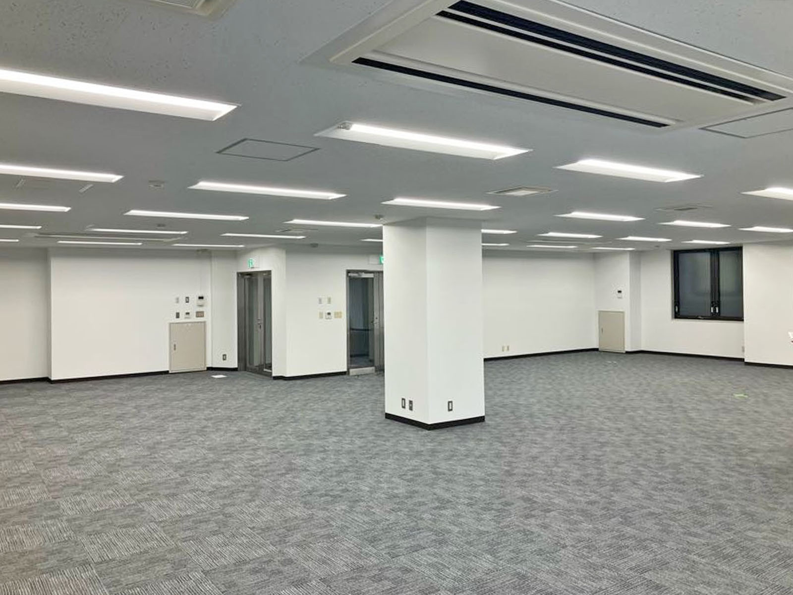 別角度の様子