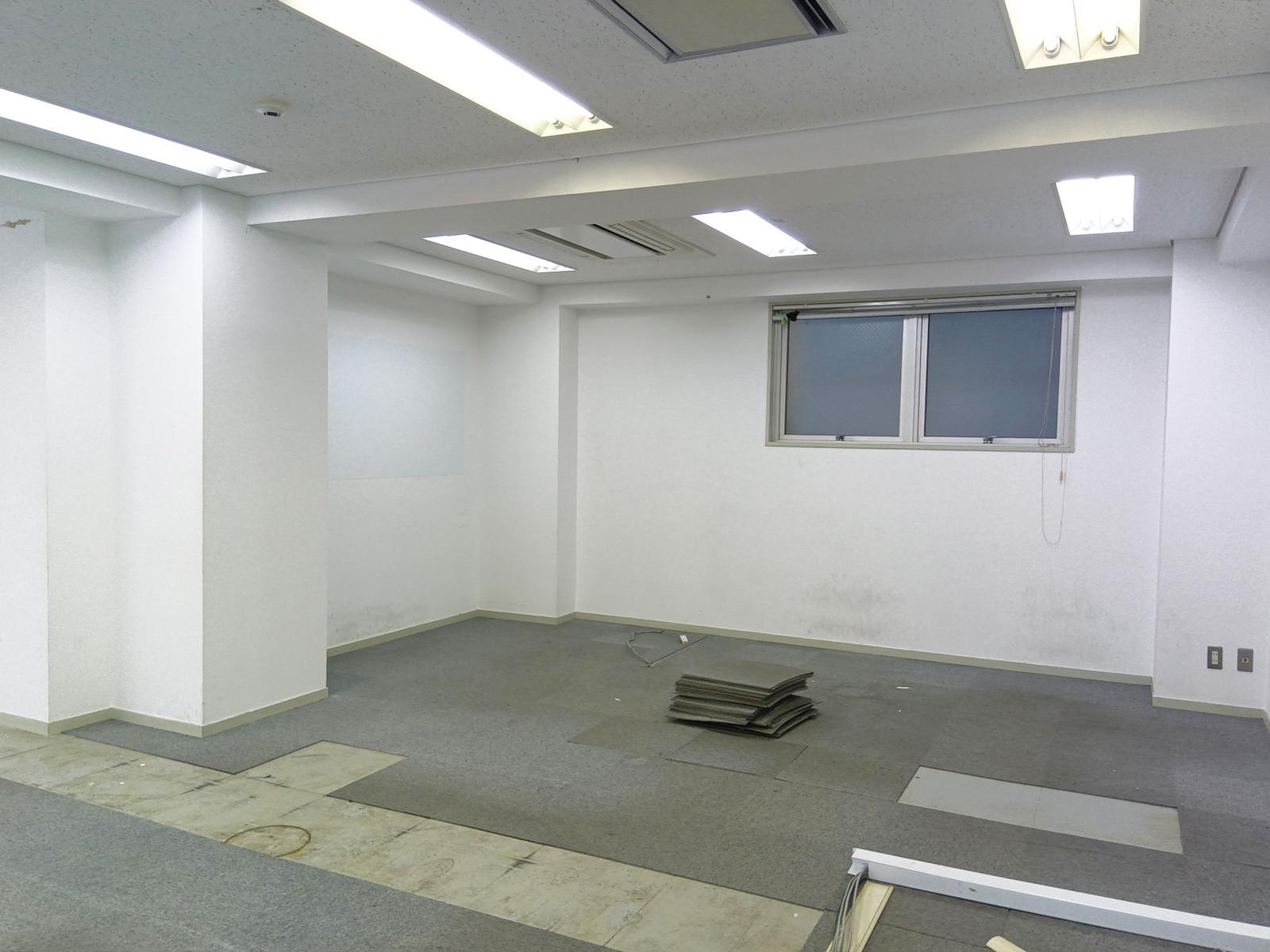 隅の様子