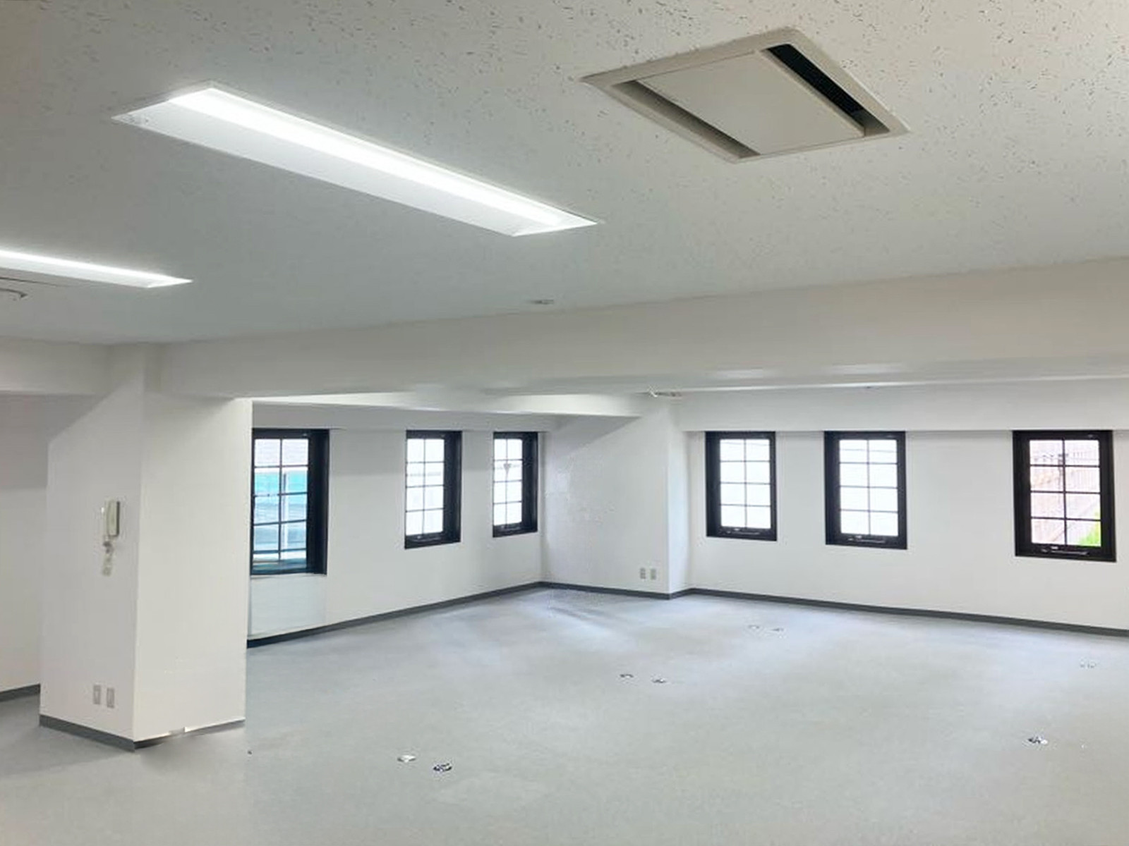 オフィス室内参考画像(3階・約37坪)