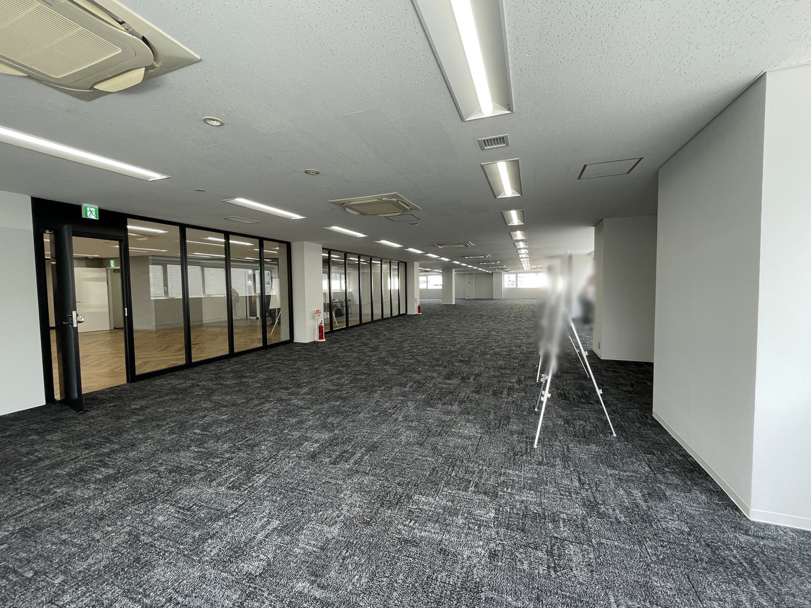 ハーフセットアップフロア(9階・約187坪)