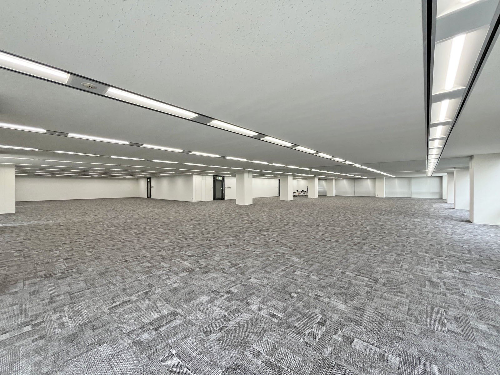 オフィス室内参考画像(4階・約253坪)