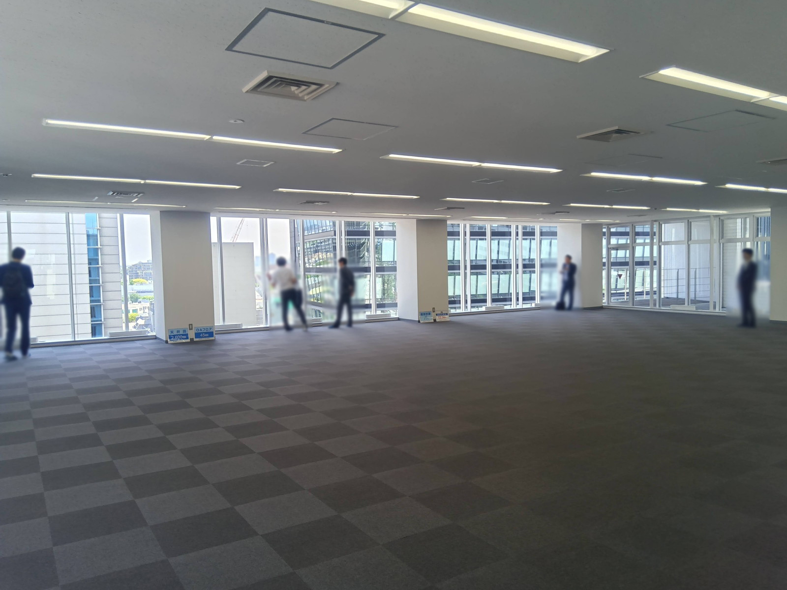 オフィス室内参考画像