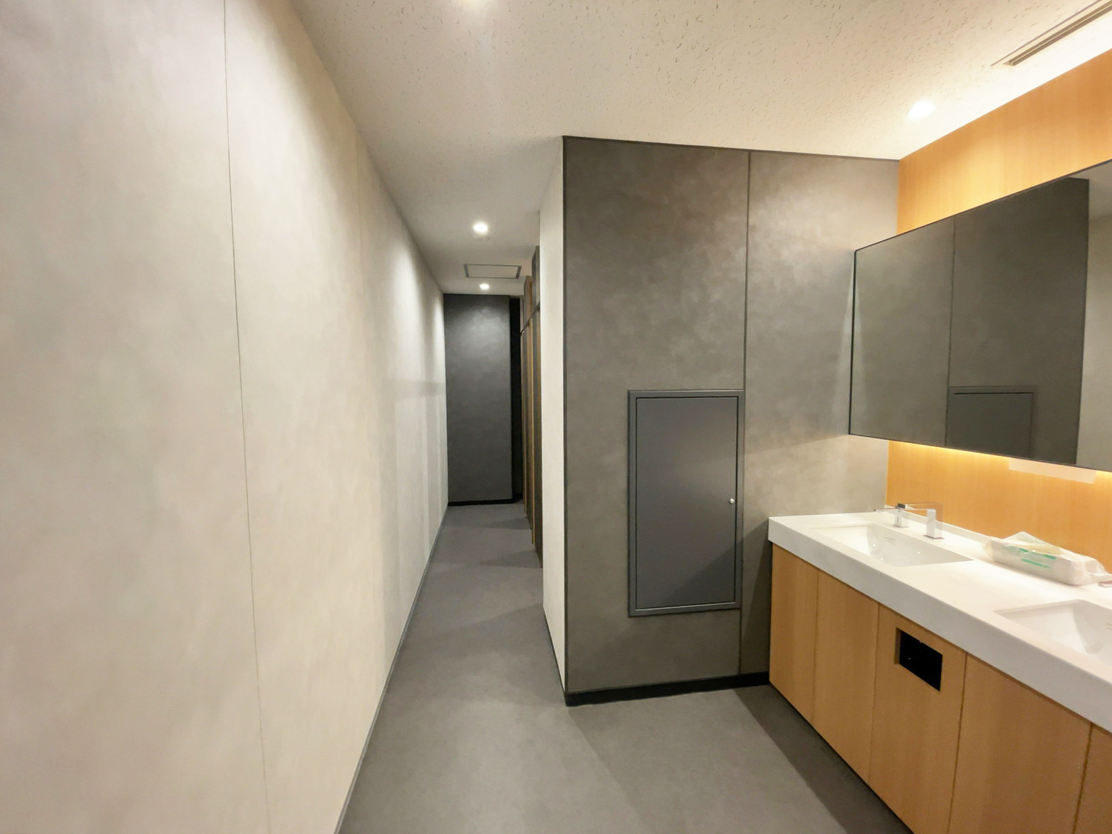 女性用トイレ内の様子