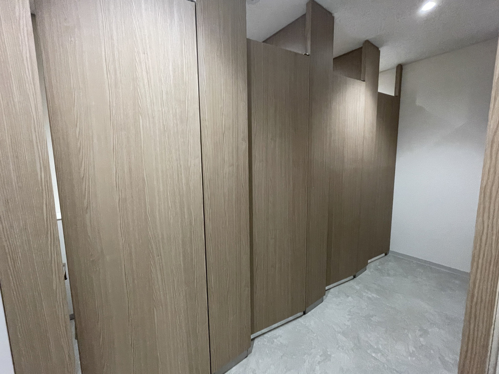 男性用トイレ個室(5室)