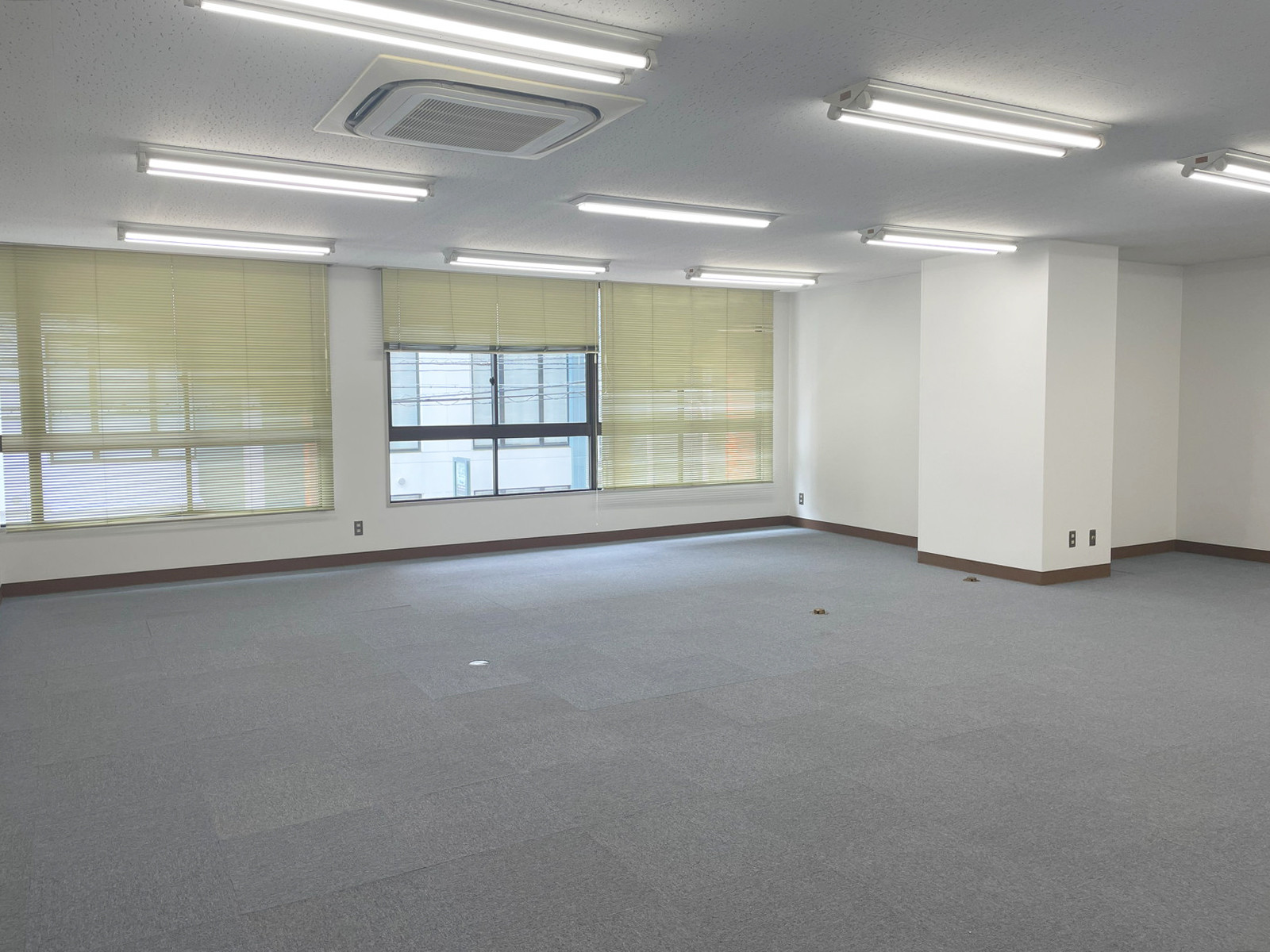オフィス室内参考画像(201号室・約27坪)