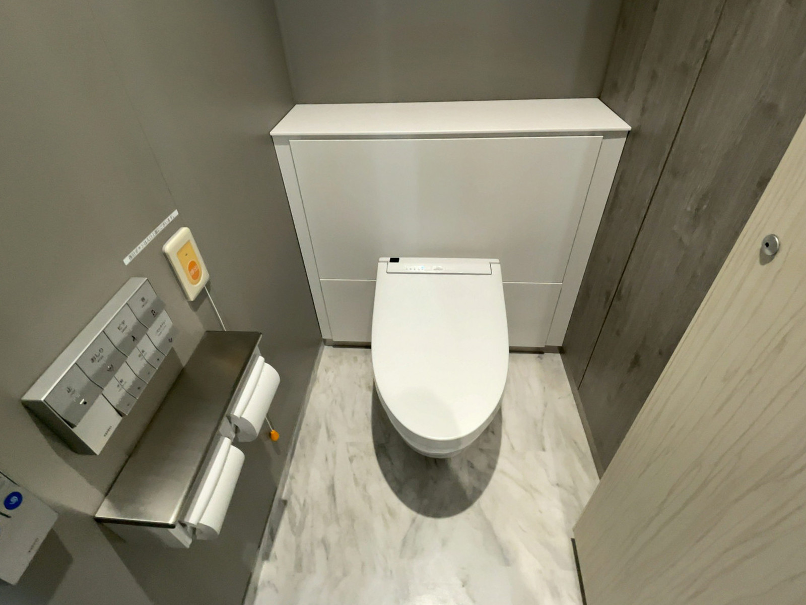 個室トイレ