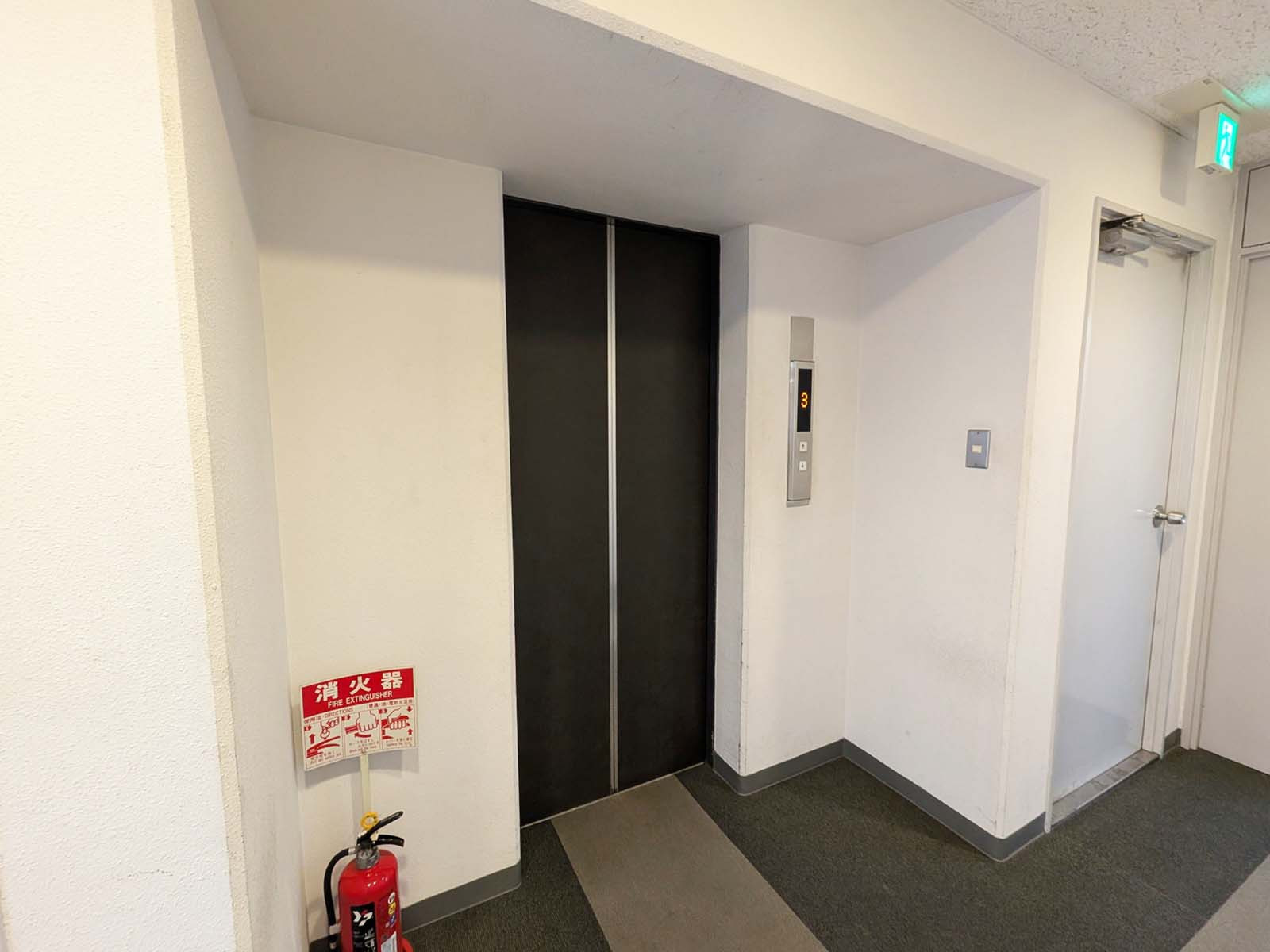 エレベーター