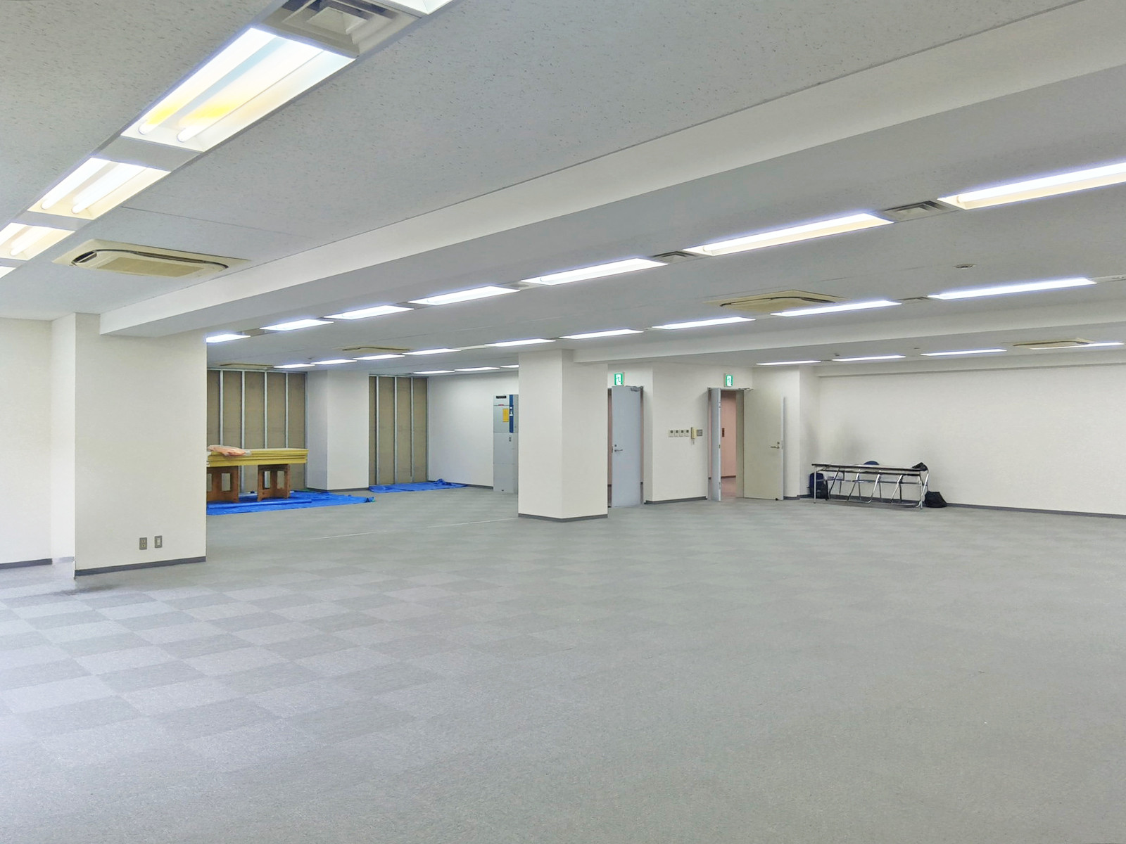 別角度の様子