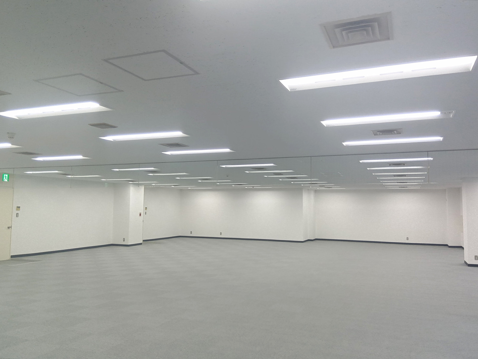 別角度の様子