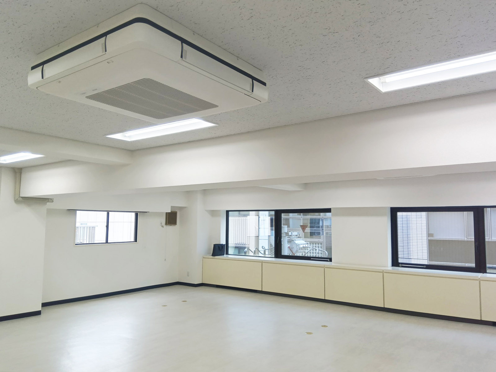 オフィス室内参考画像(5階・約29坪)