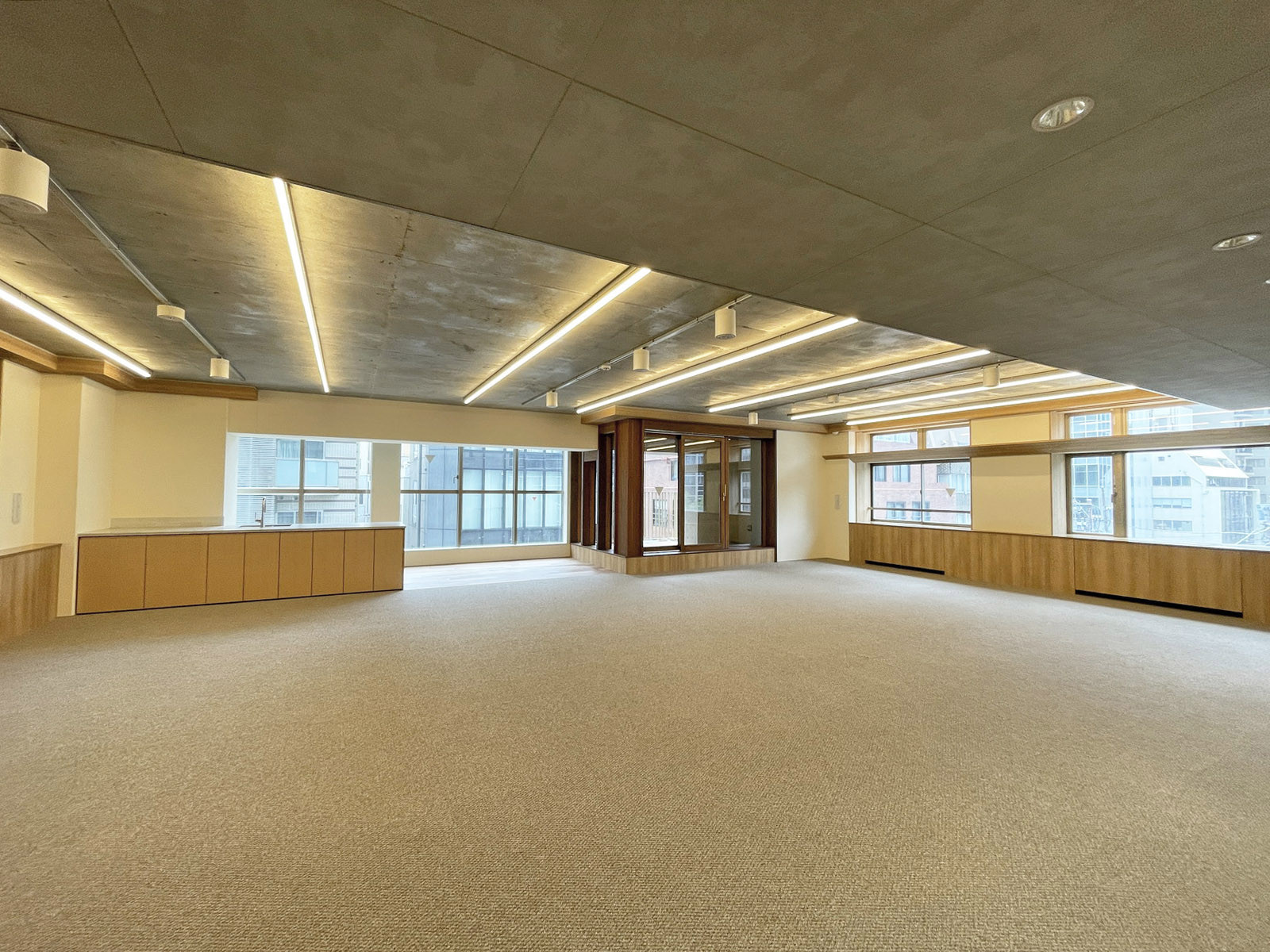 オフィス室内参考画像(4階・約43坪)