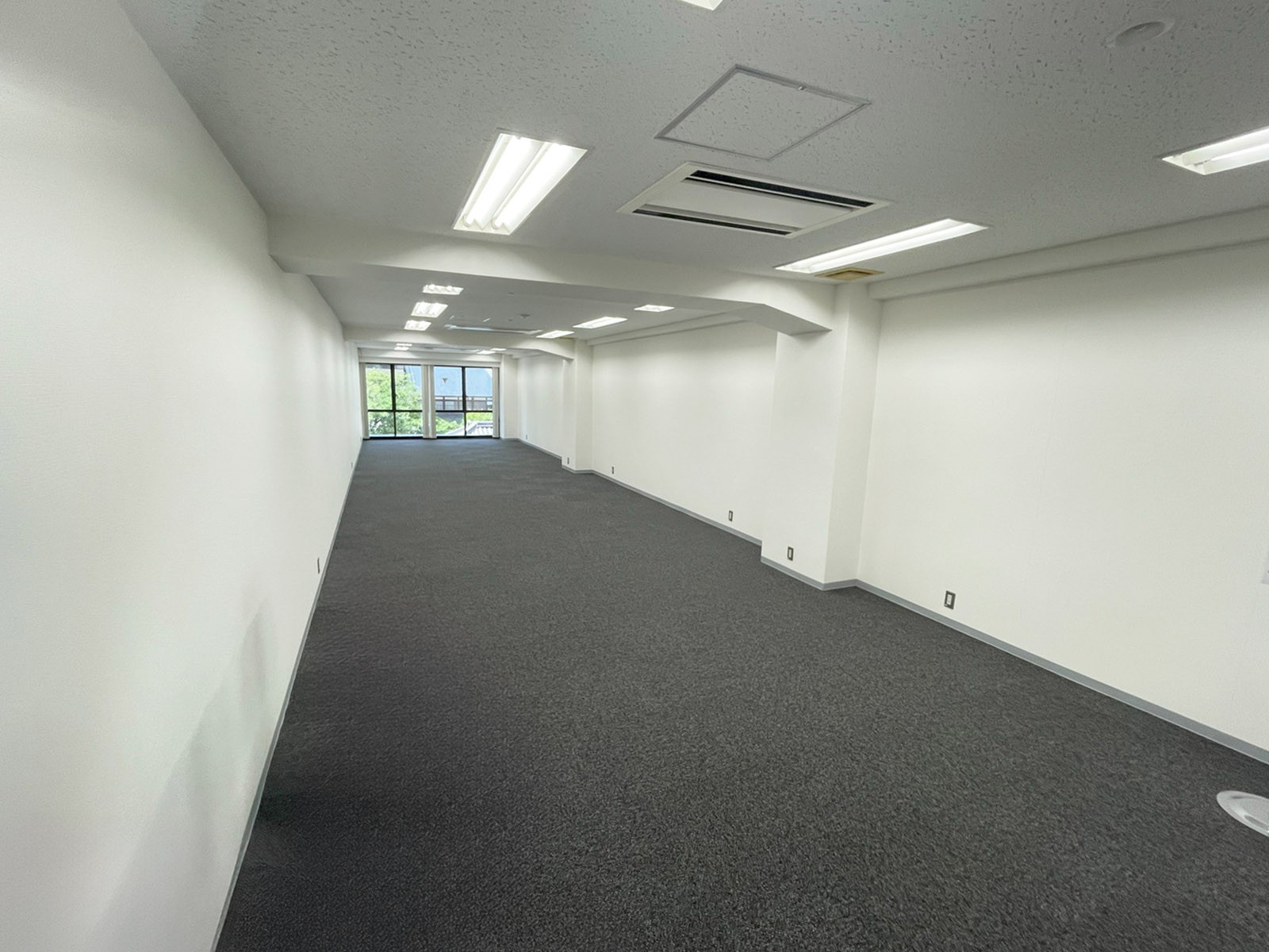 オフィス室内参考画像(3階・約23坪)