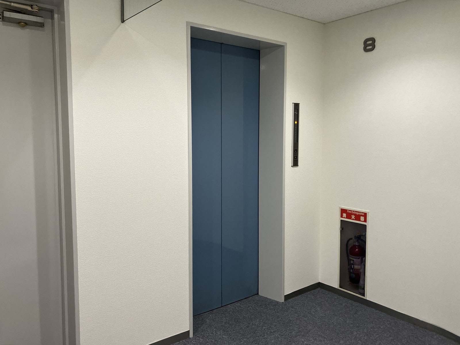 エレベーターホール