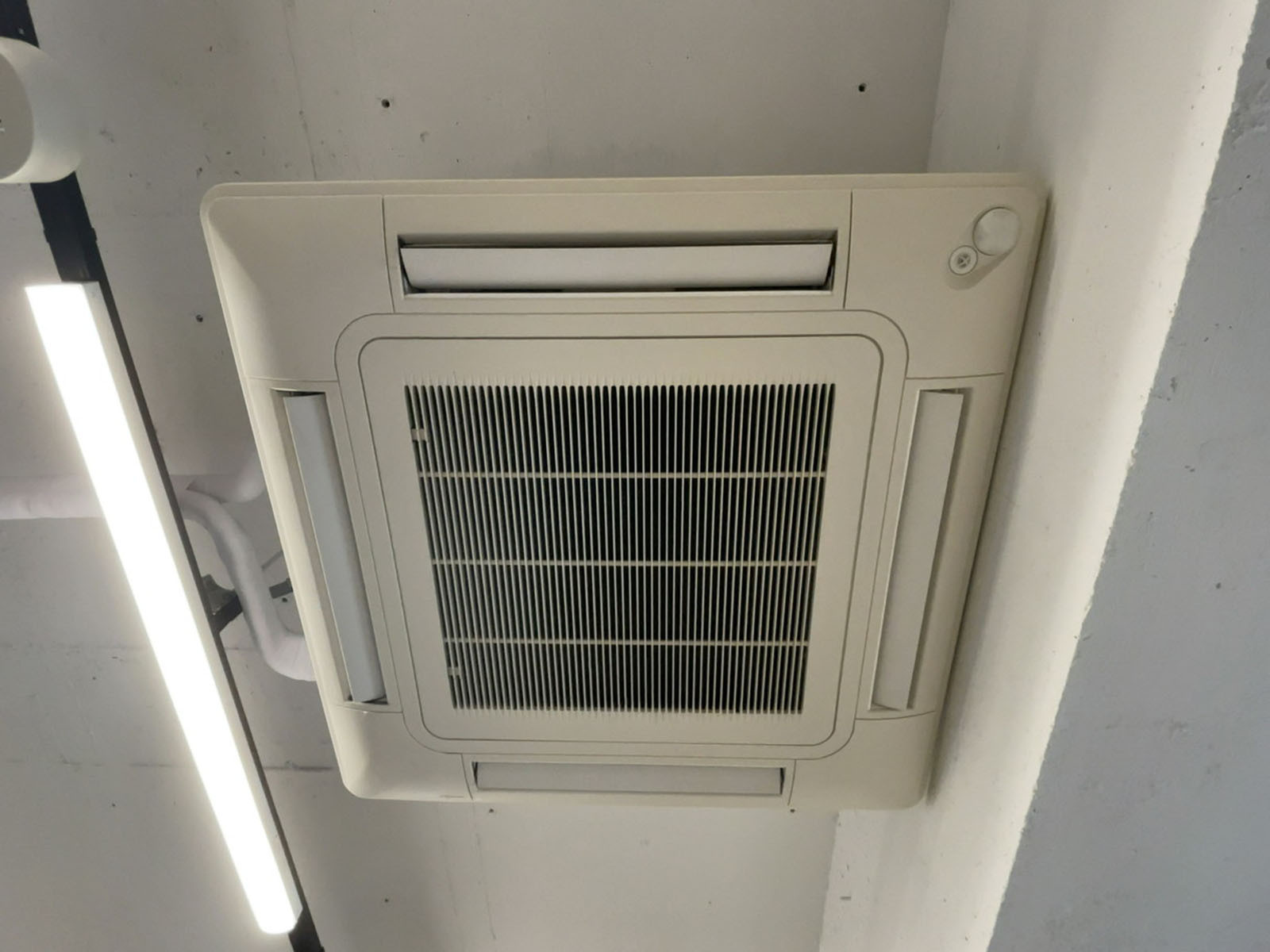 空調