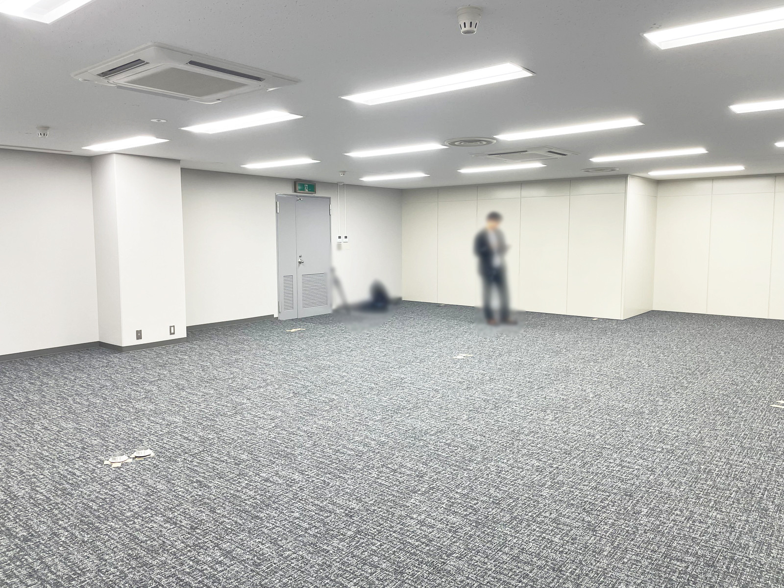 別角度の様子