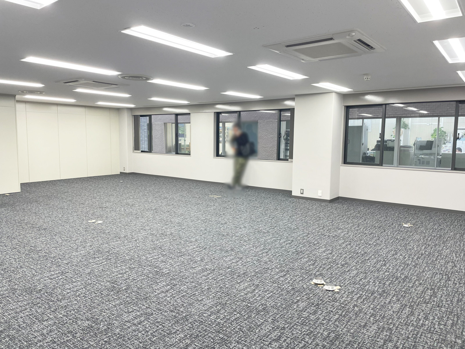 窓際の様子