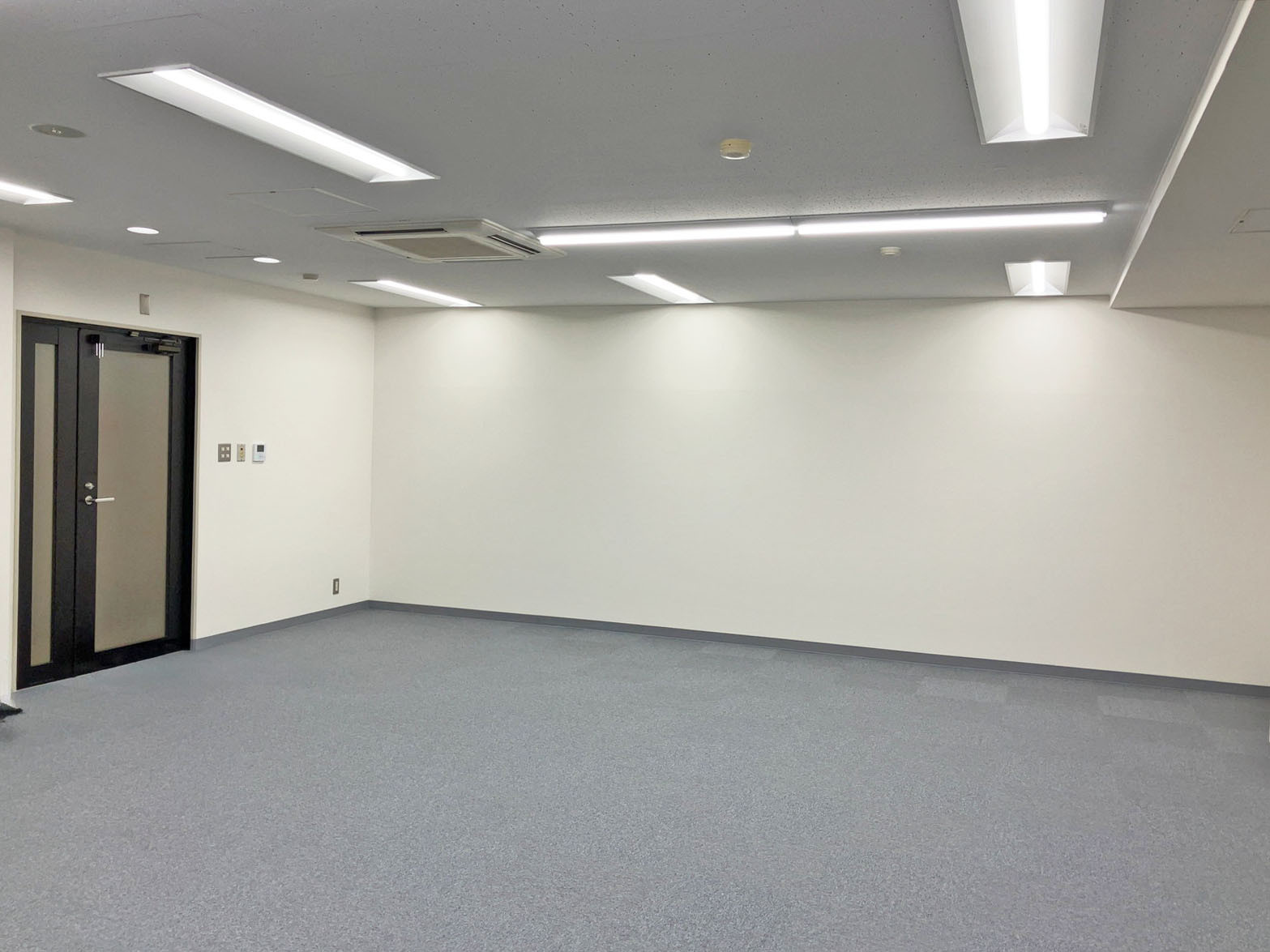 別角度の様子