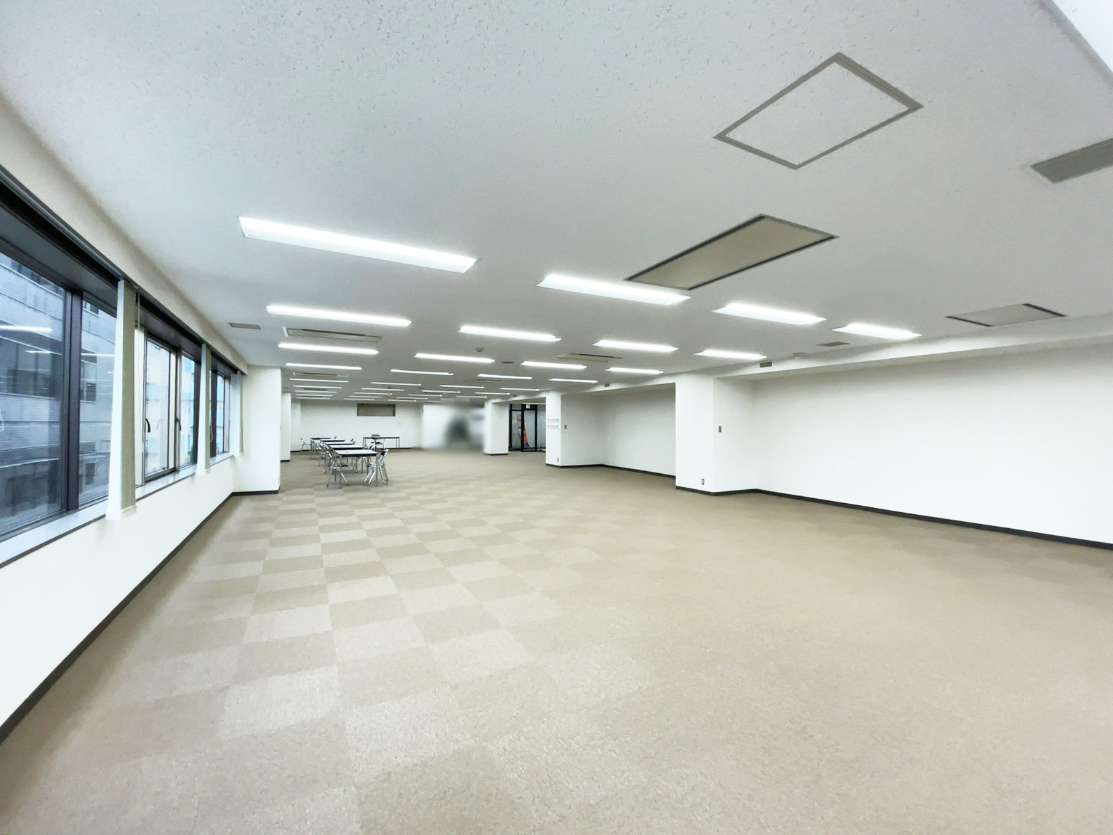 明るい印象の室内