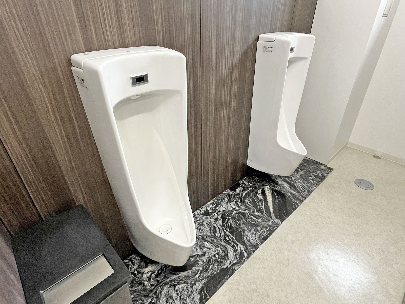 男性用トイレ