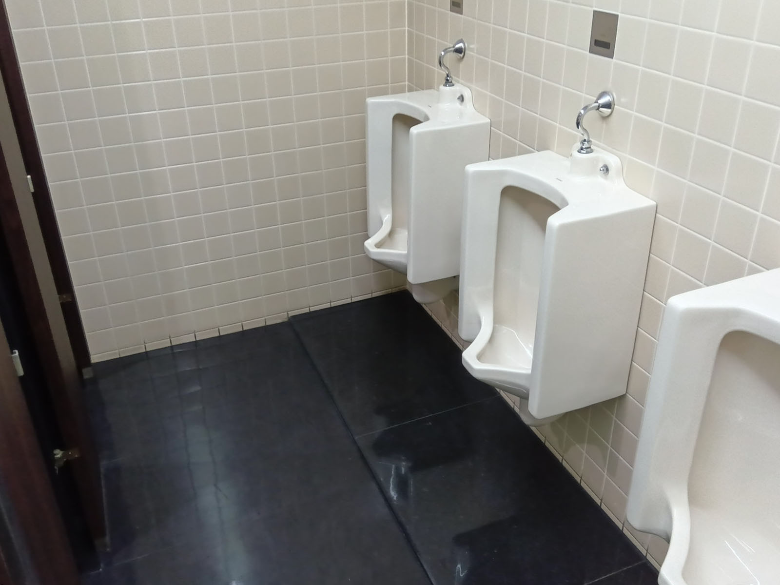 男性用トイレ