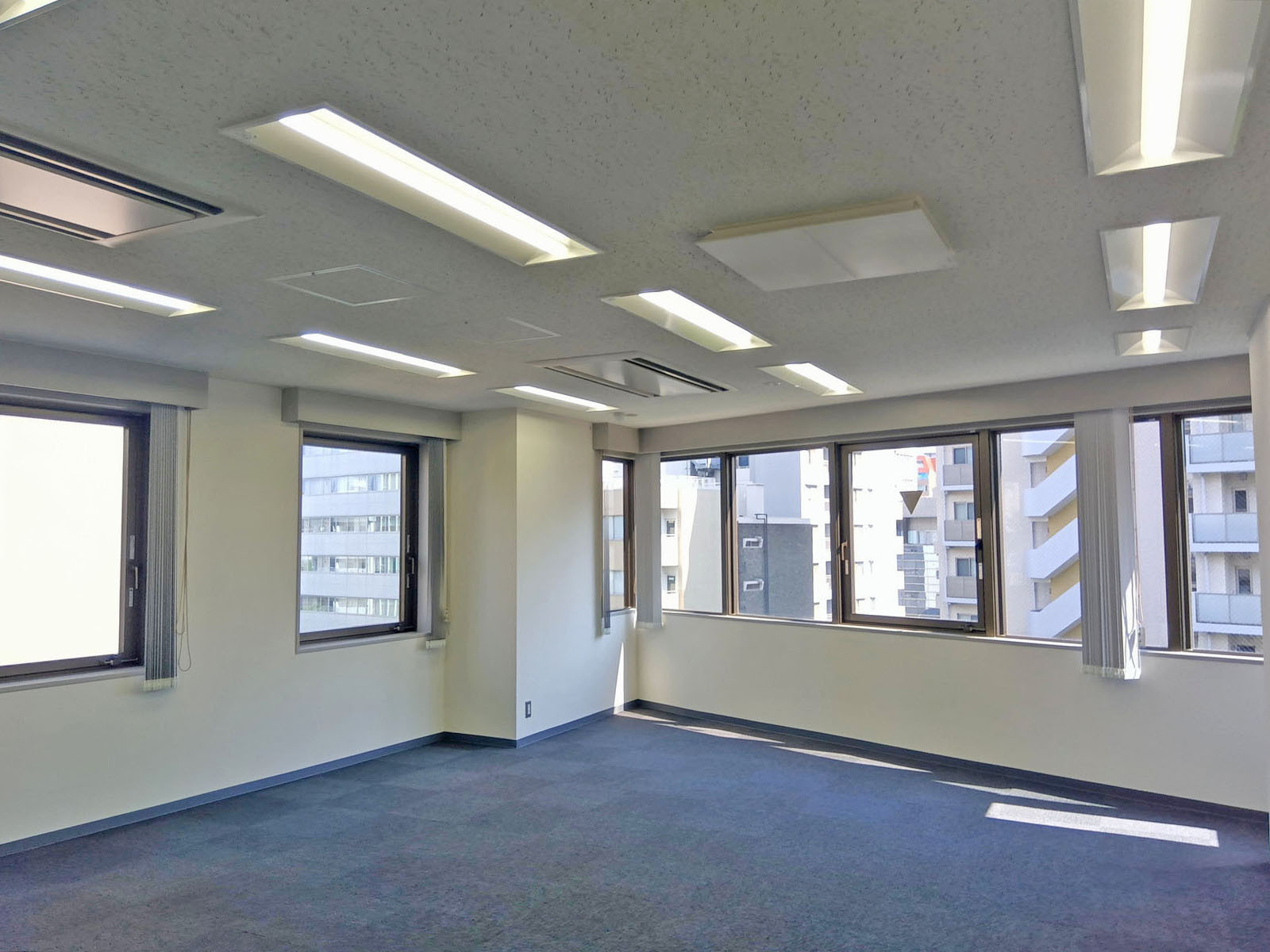 オフィス室内参考画像(3階・約42坪)