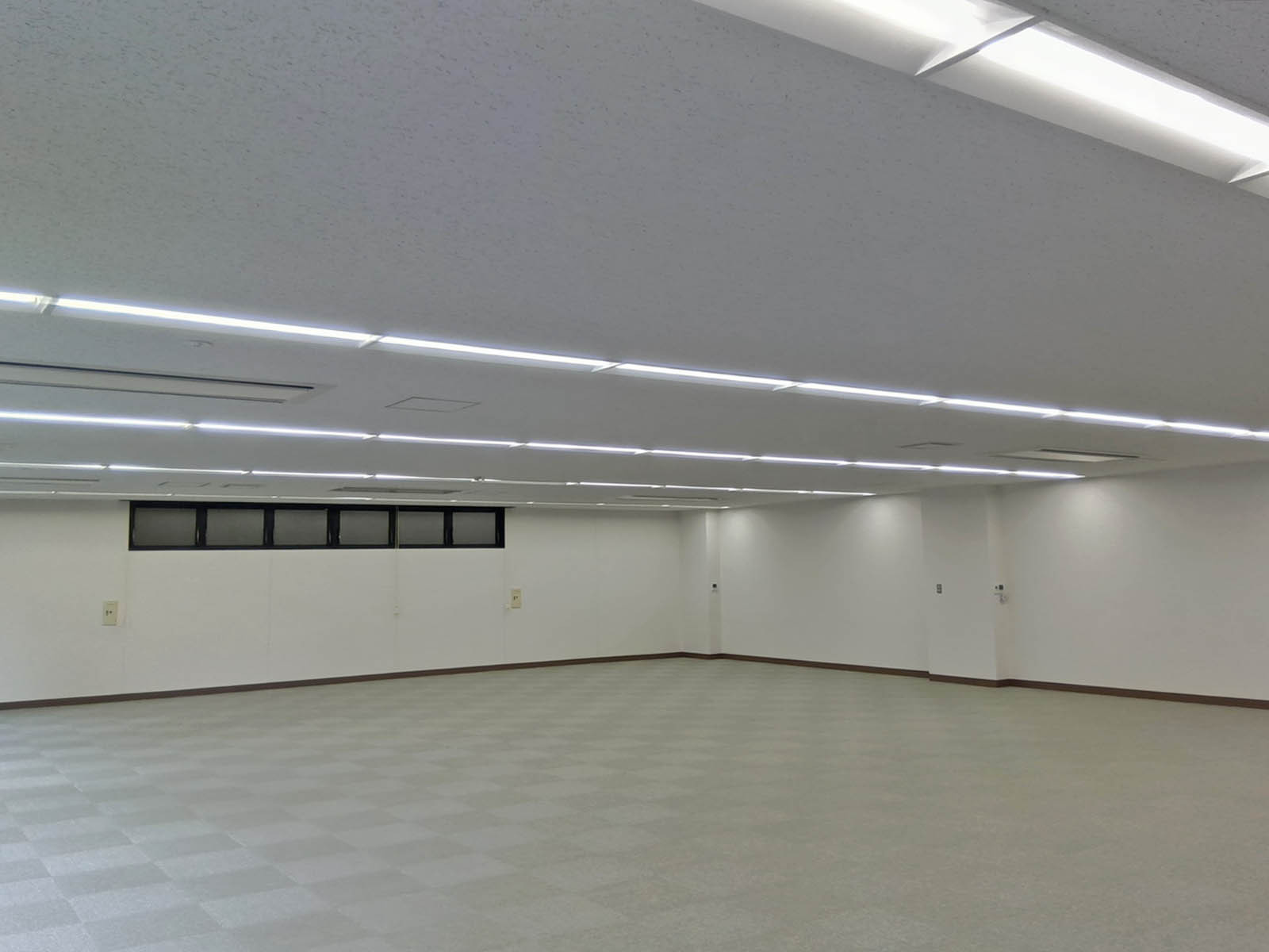 別角度の様子