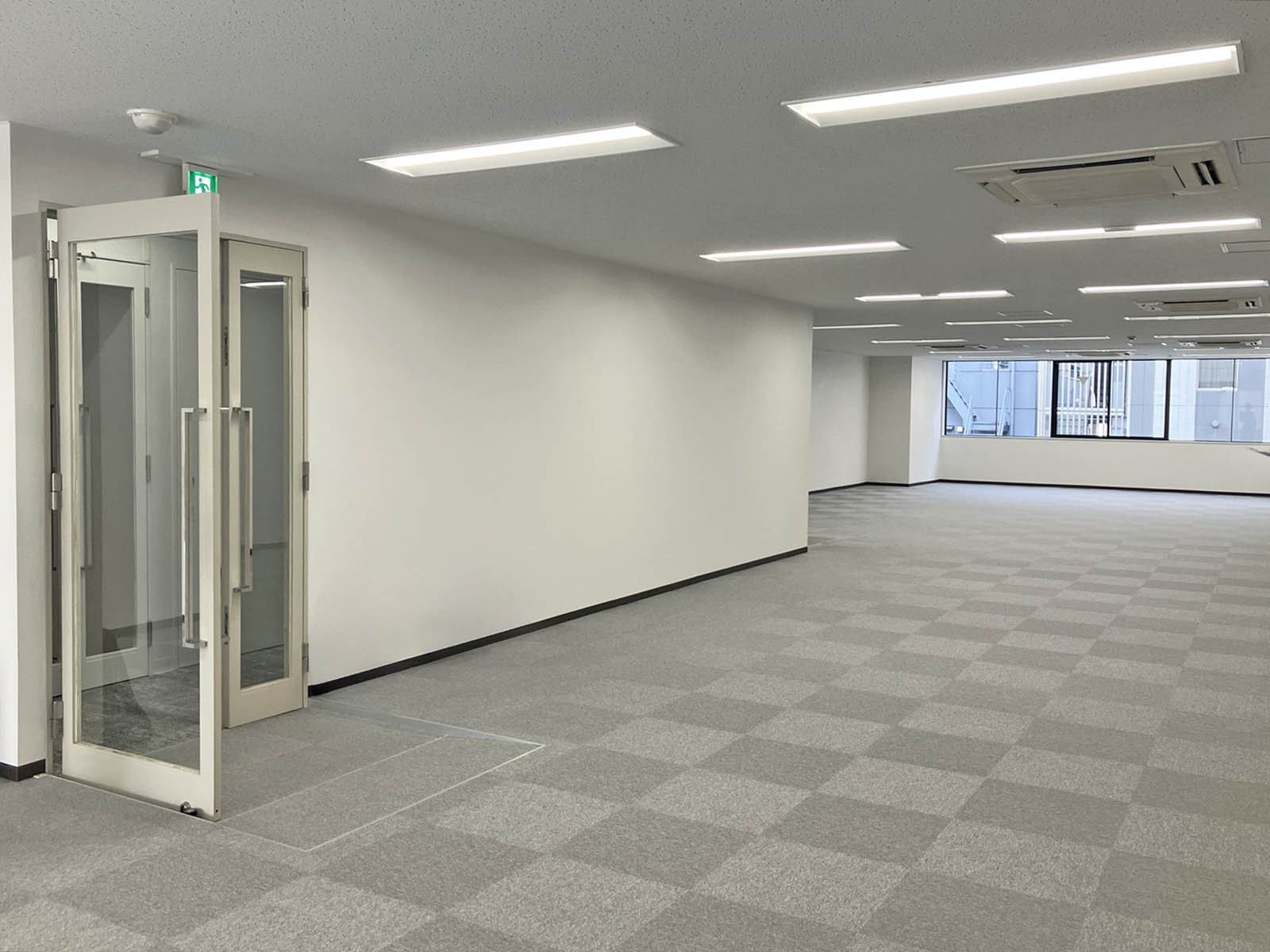 オフィス室内参考画像(6階・約65坪)