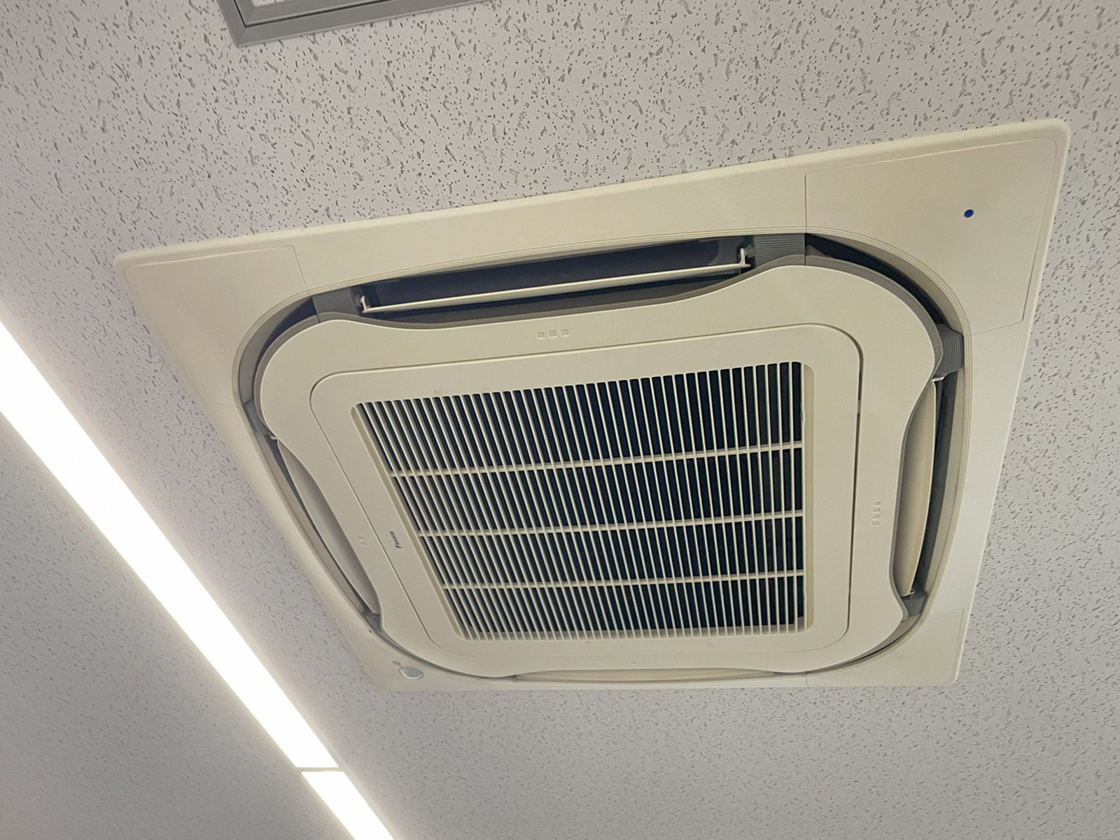 空調