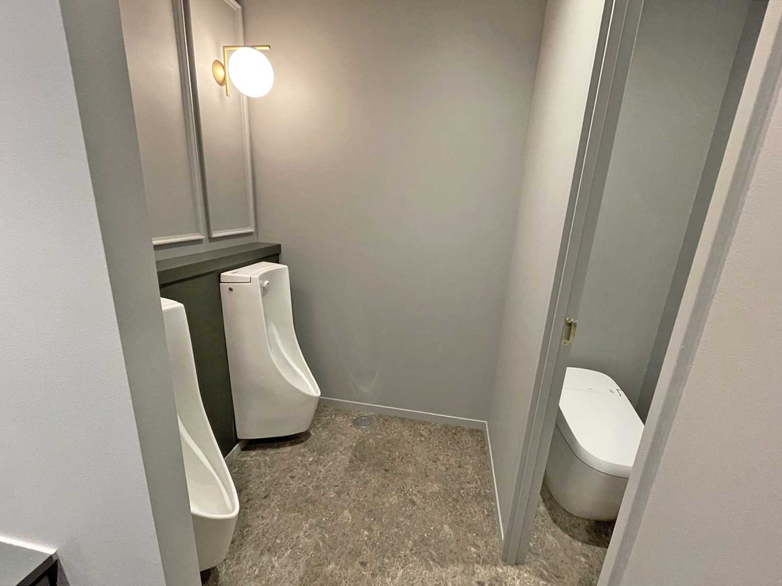 男性用トイレ