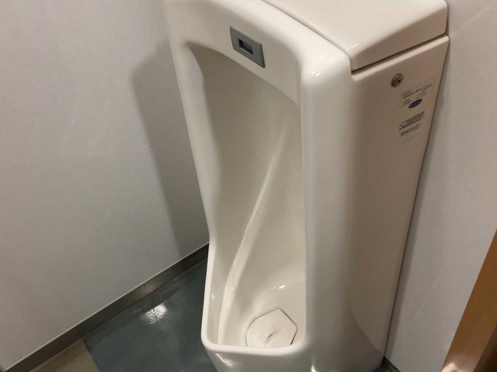 男性用トイレ