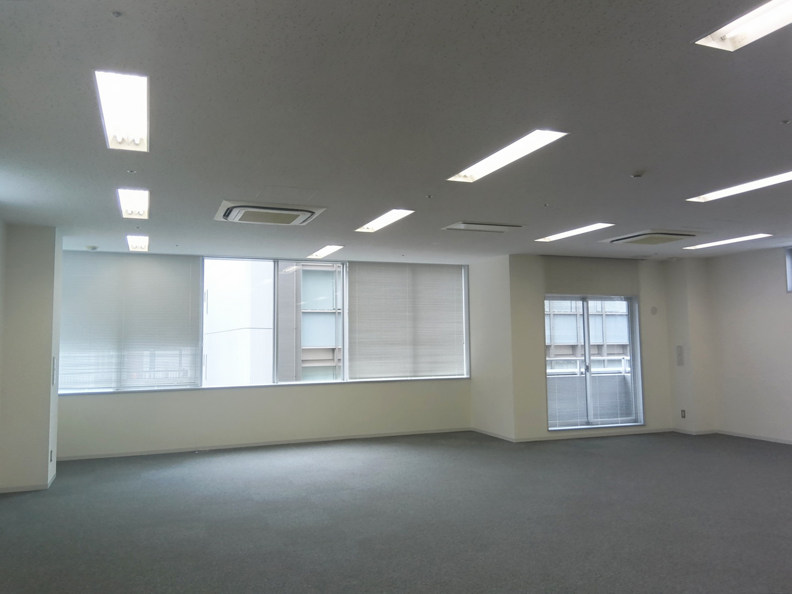 オフィス室内参考画像(9階・約39坪)
