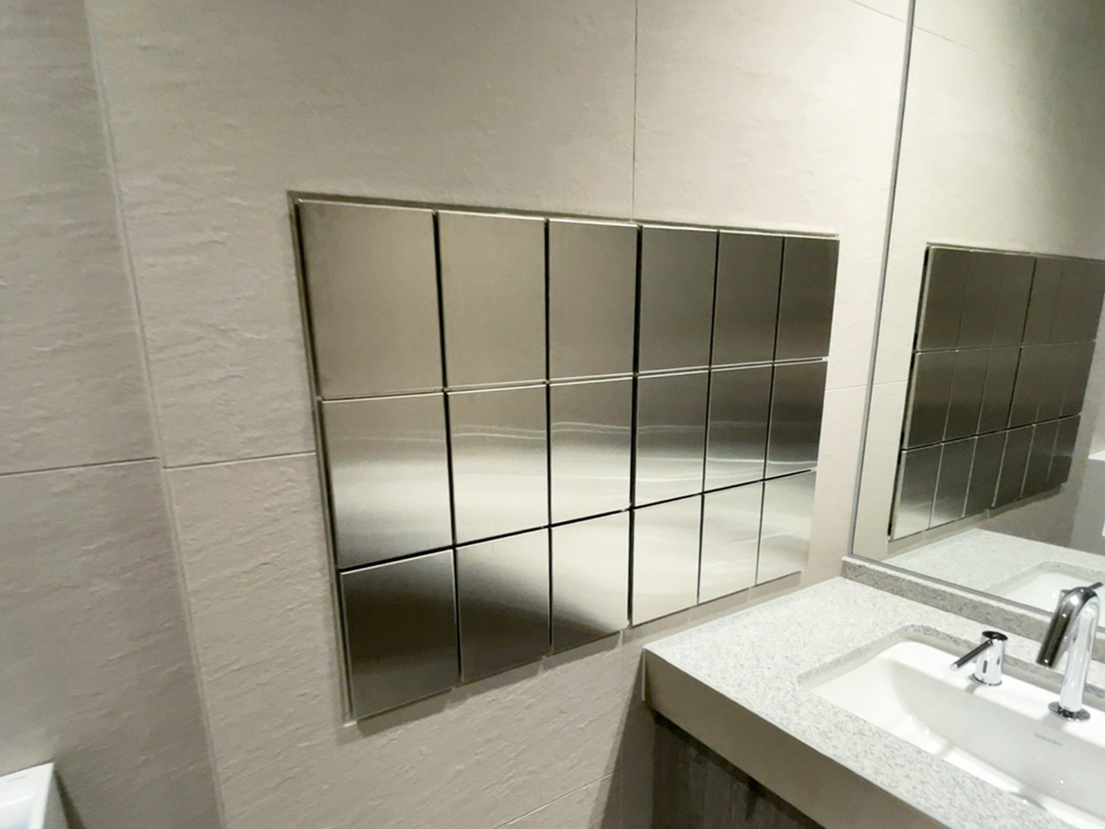 トイレ内の収納ボックス