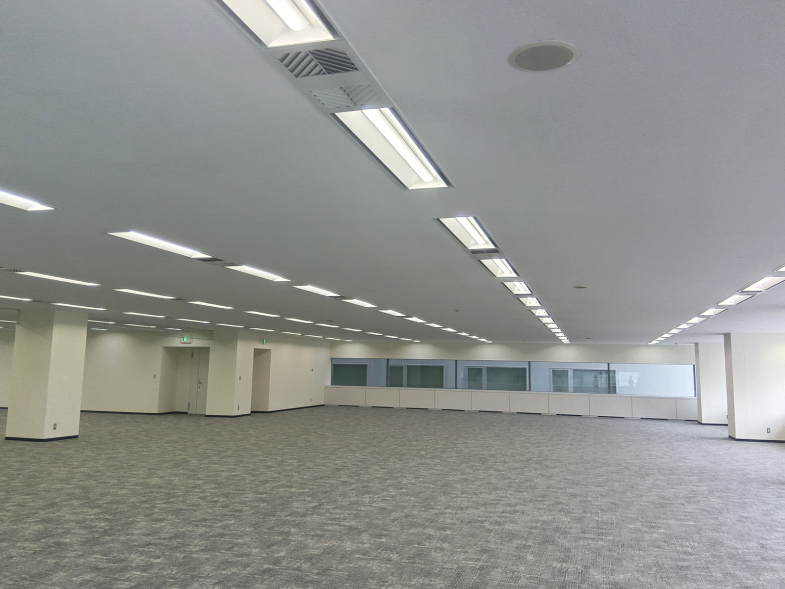 明るい室内
