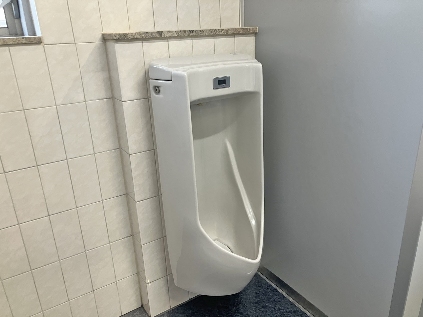男性用トイレ