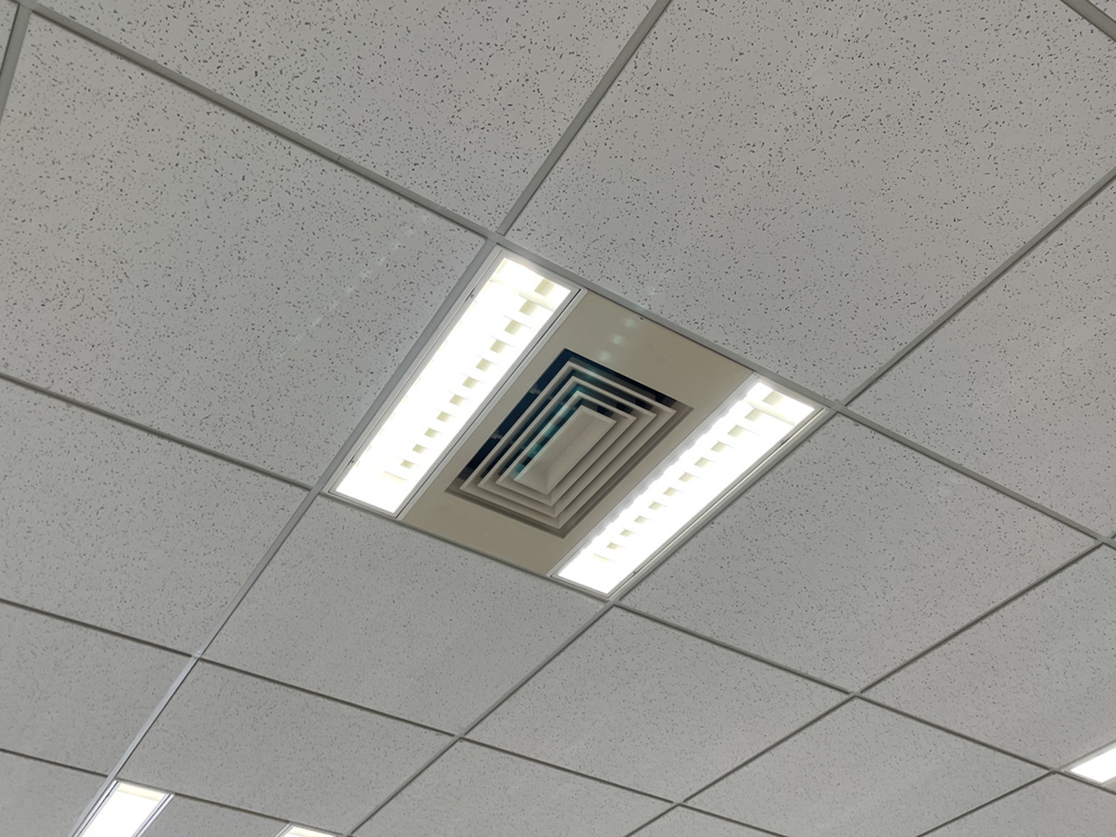 空調