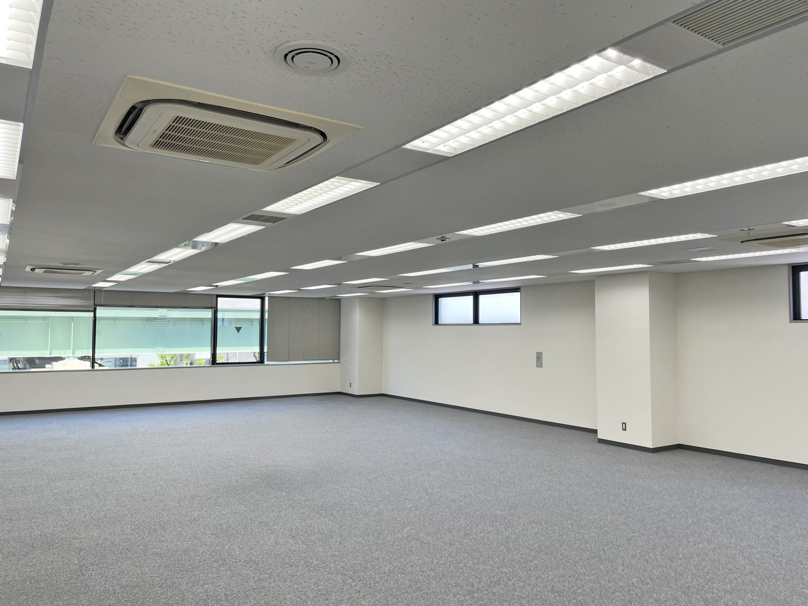 オフィス室内参考画像(3階北・約59坪)