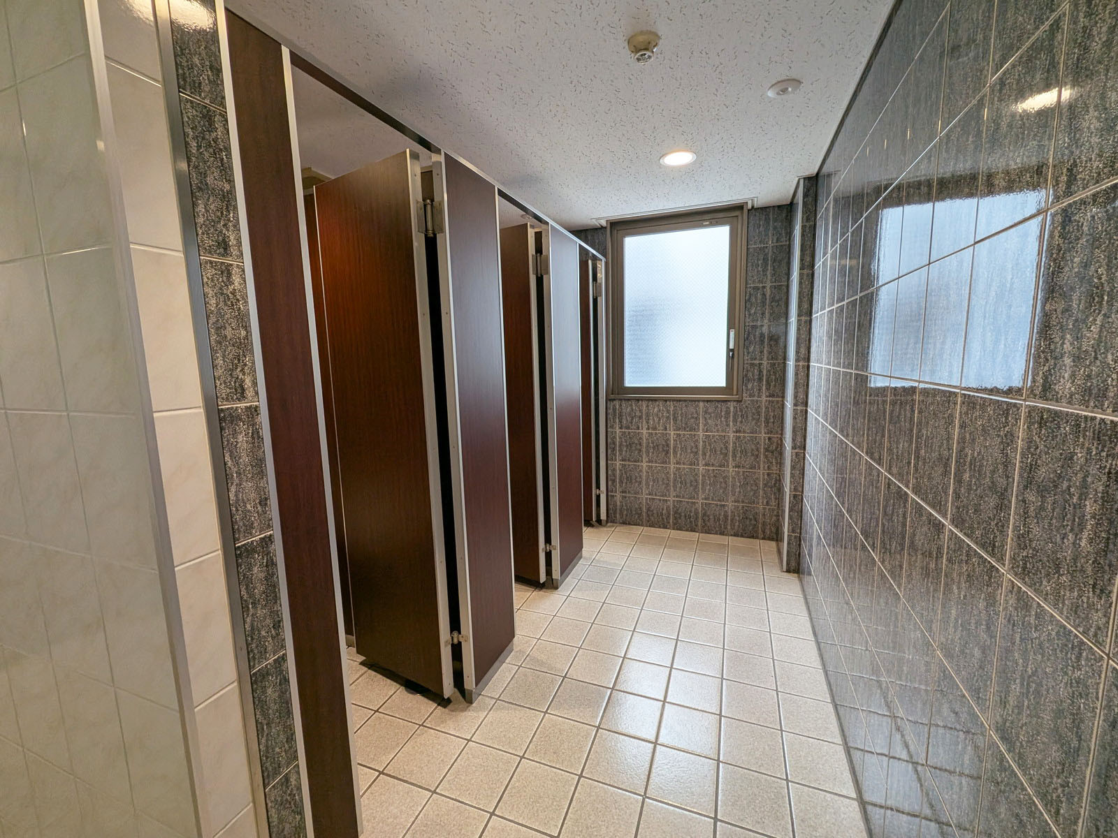 男性用トイレの様子