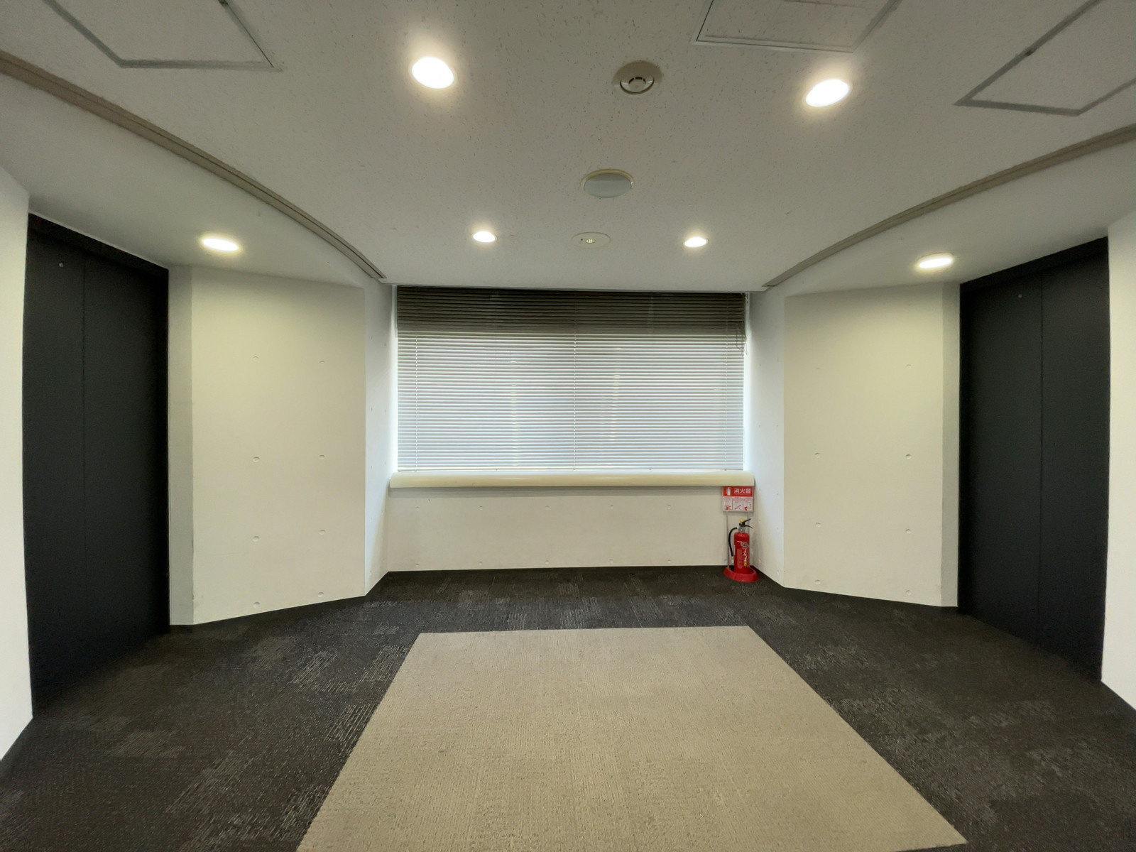 エレベーターホール