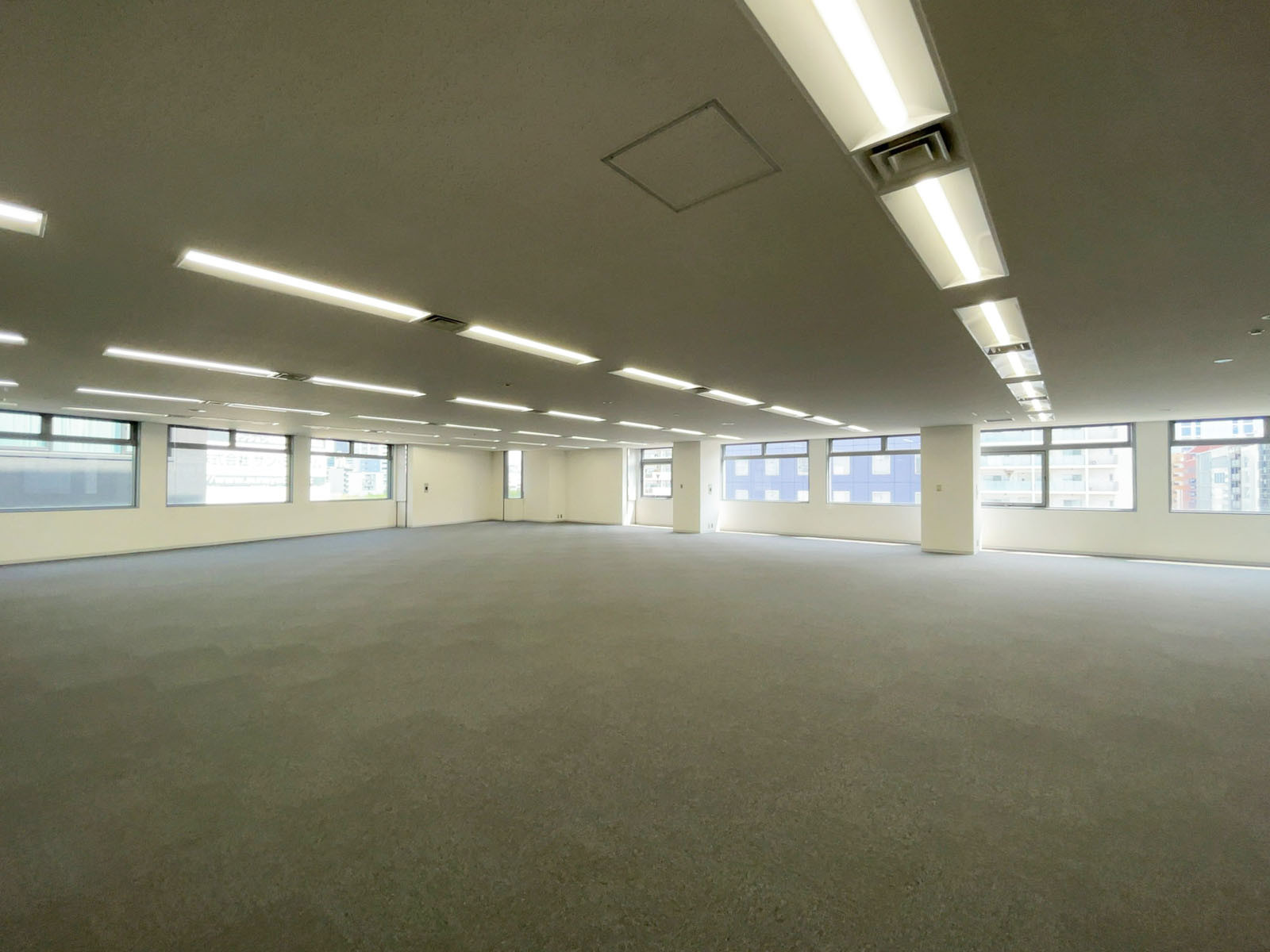 オフィス室内参考画像(7階・約85坪)