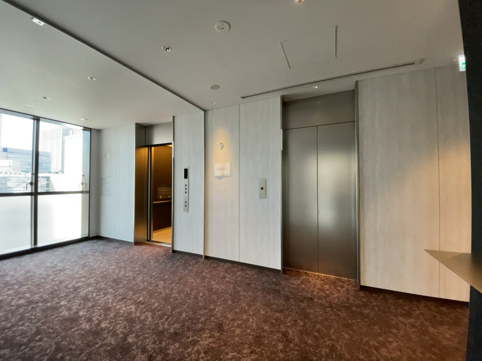 エレベーターホール