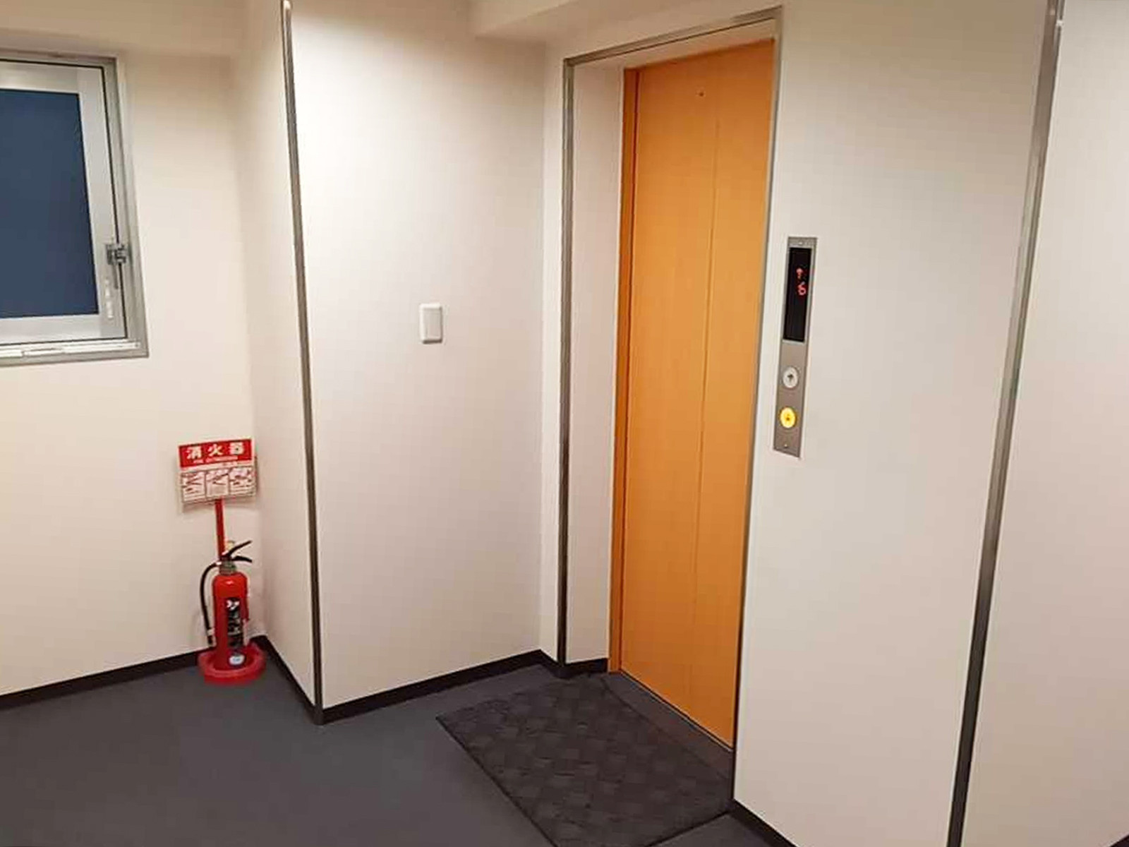 エレベーター