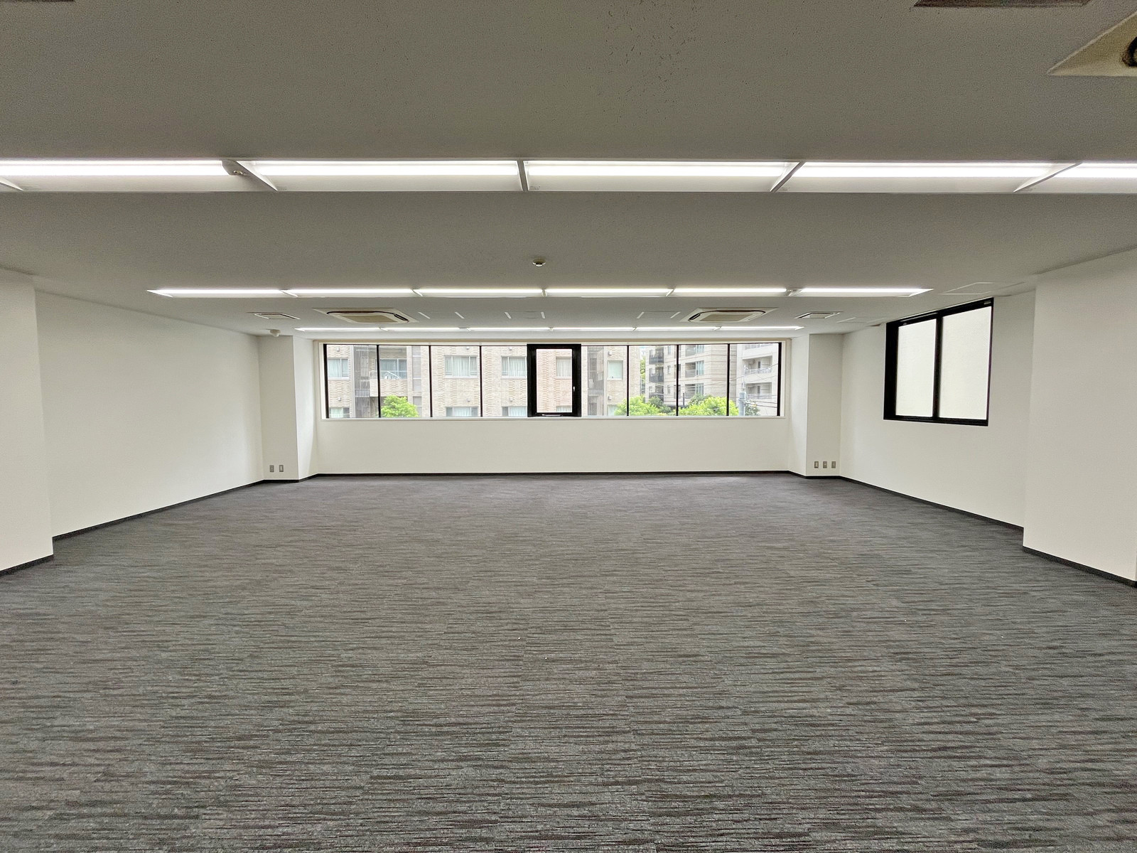 オフィス室内参考画像(2階・約36坪)
