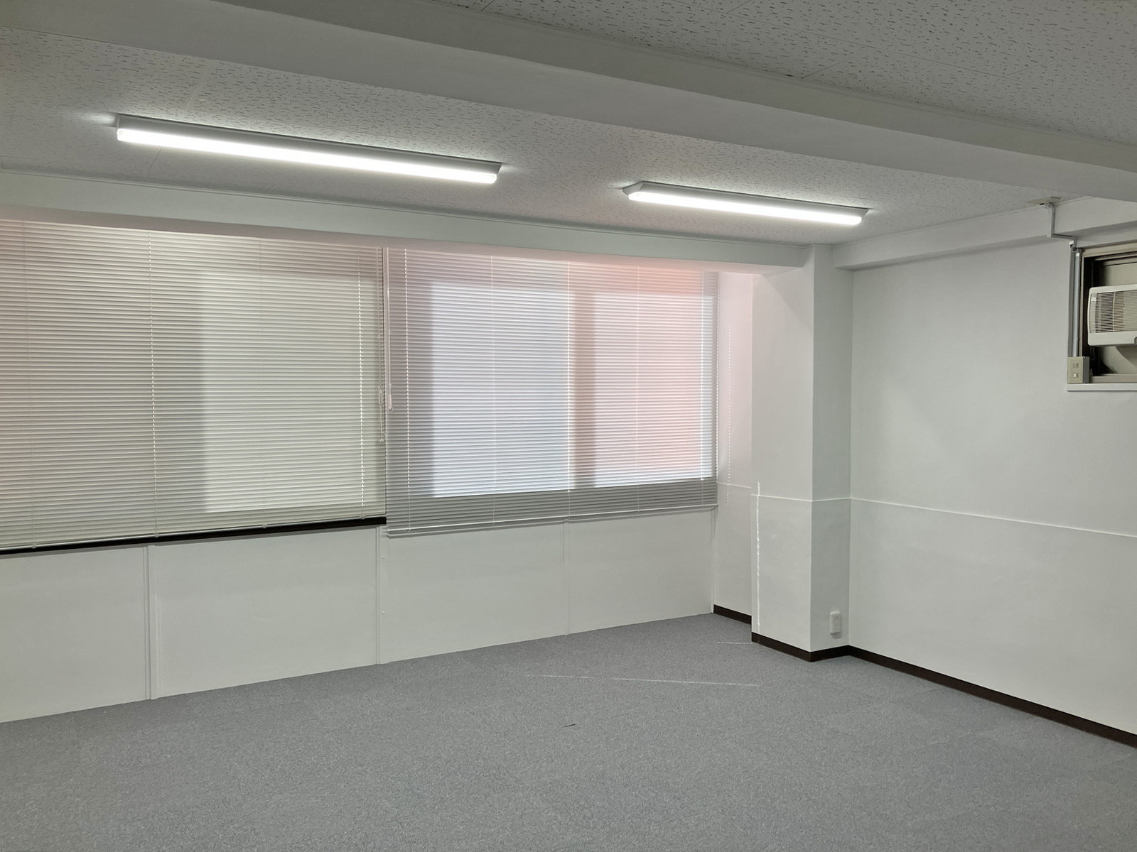 オフィス室内参考画像(5階・約20坪)