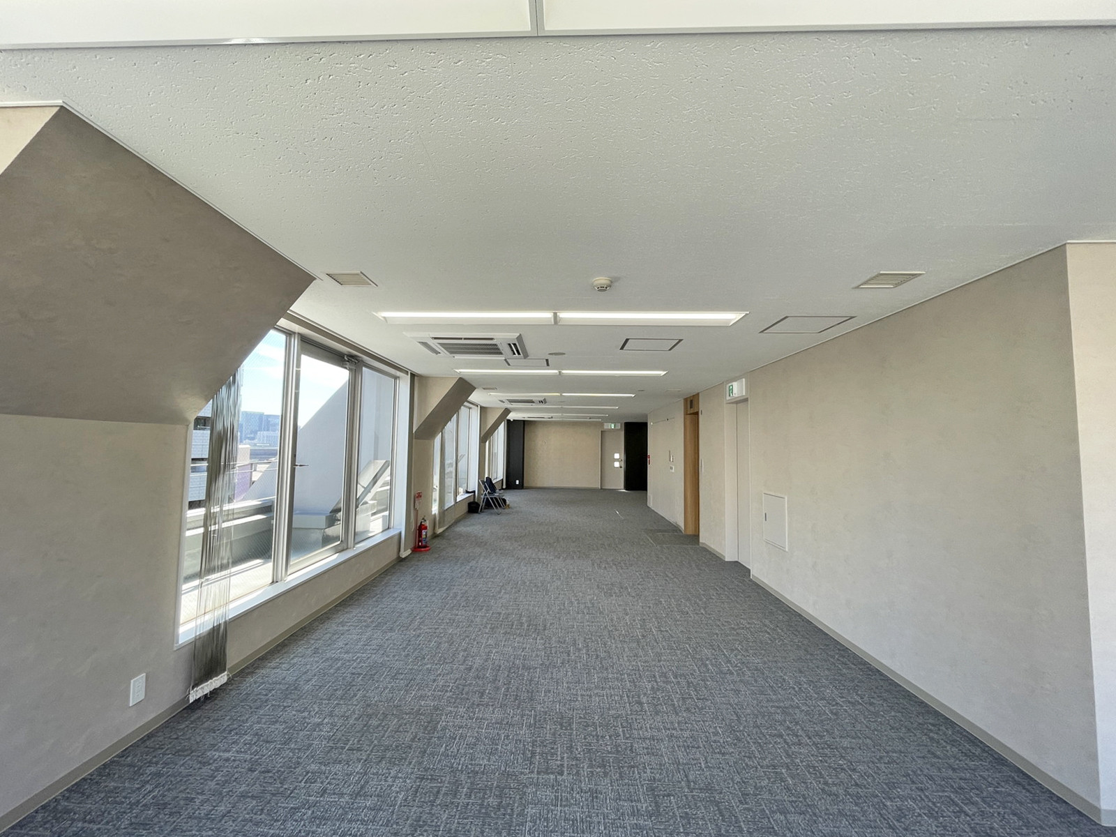 オフィス室内参考画像(8階・約35坪)